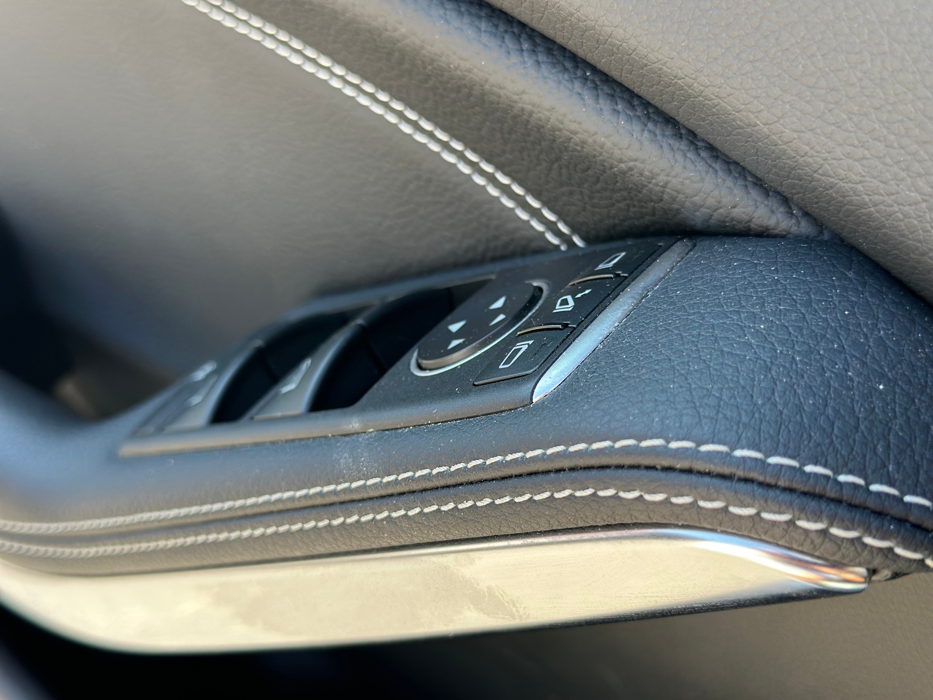 MERCEDES-BENZ GLA 200 d Style 4Matic 7G-DCT-image-28