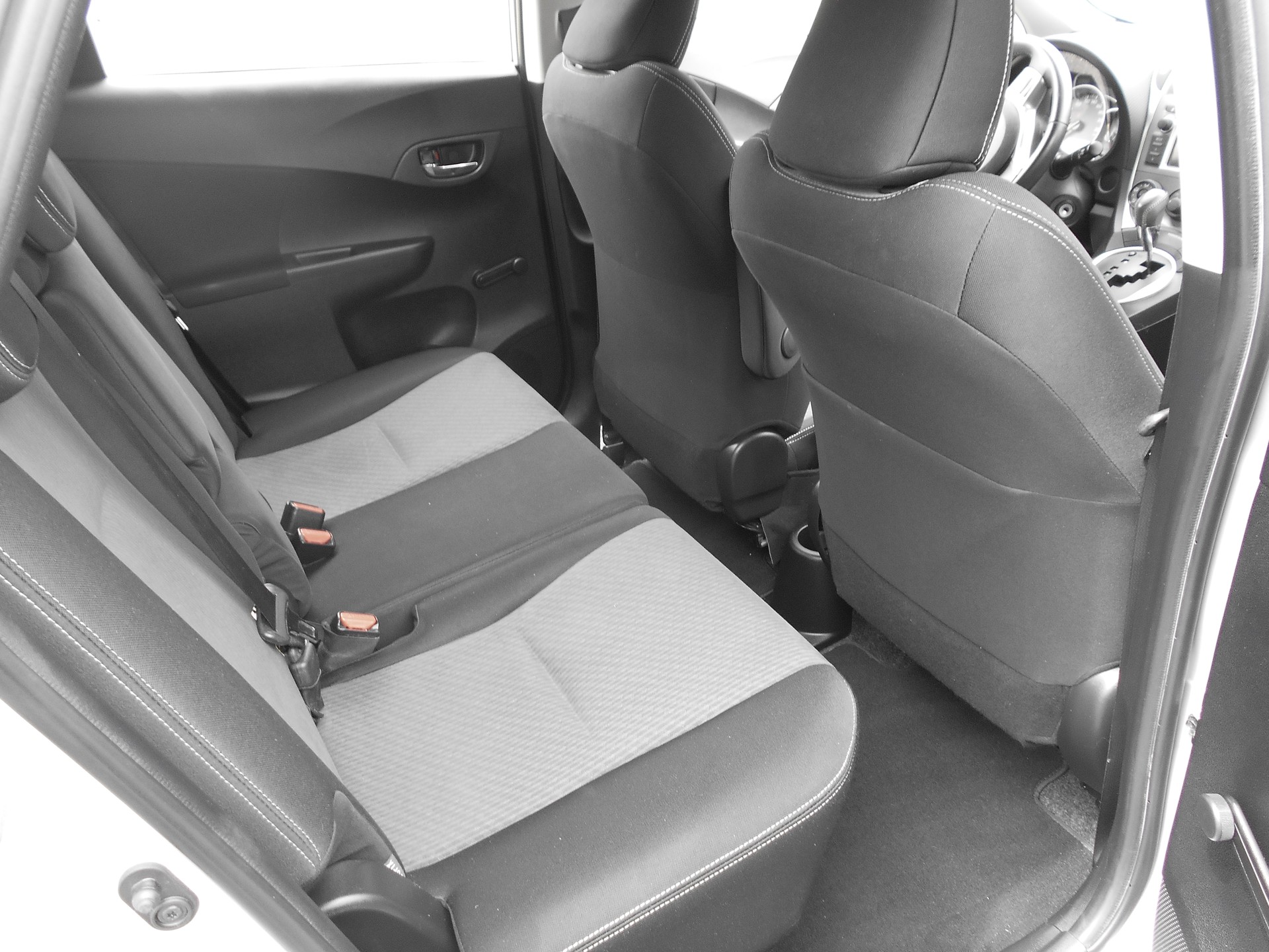 TOYOTA Verso-S 1.33 Linea Luna Multidrive S-image-7