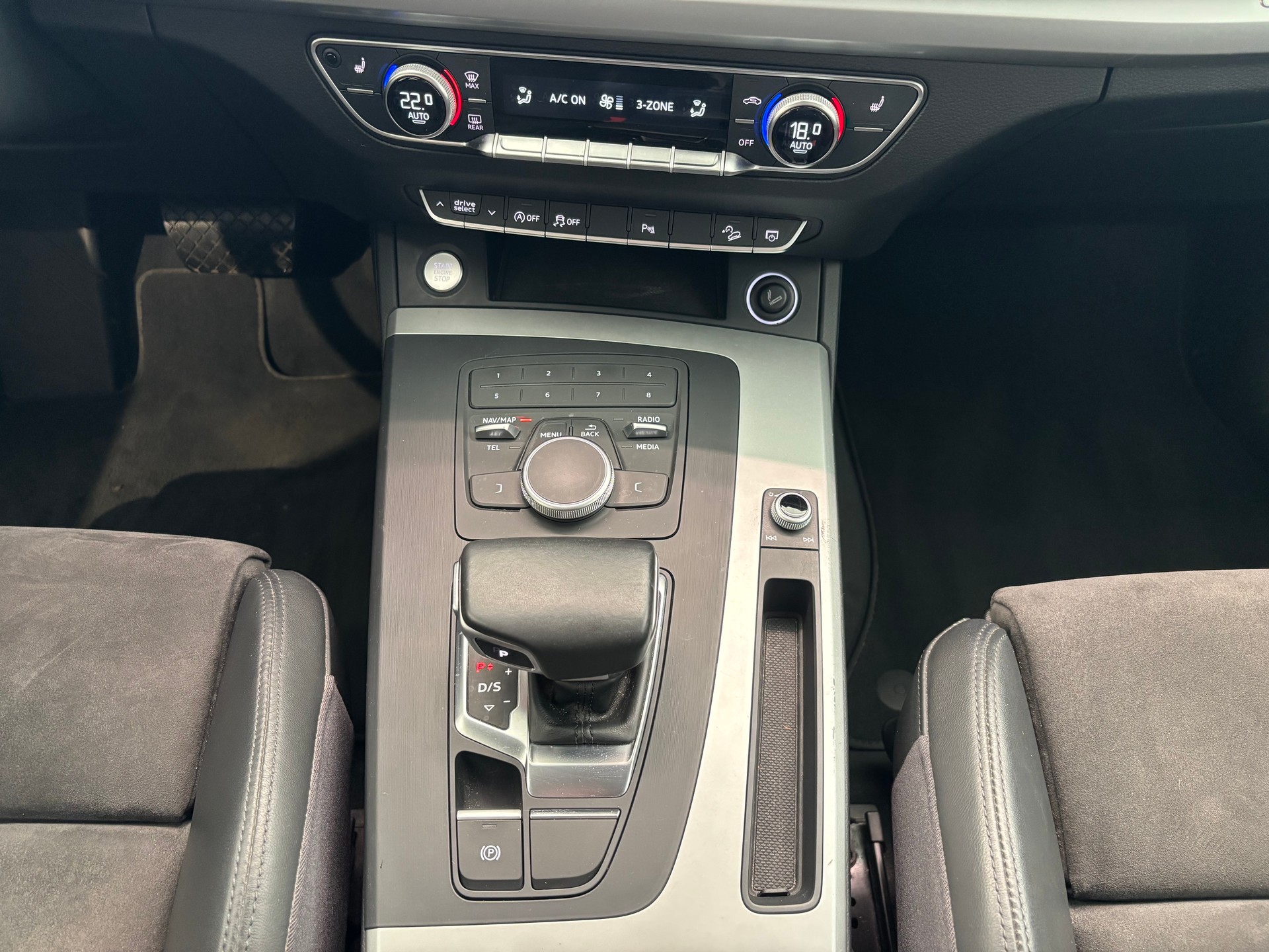 AUDI Q5 2.0 TFSI sport quattro S-tronic-image-12