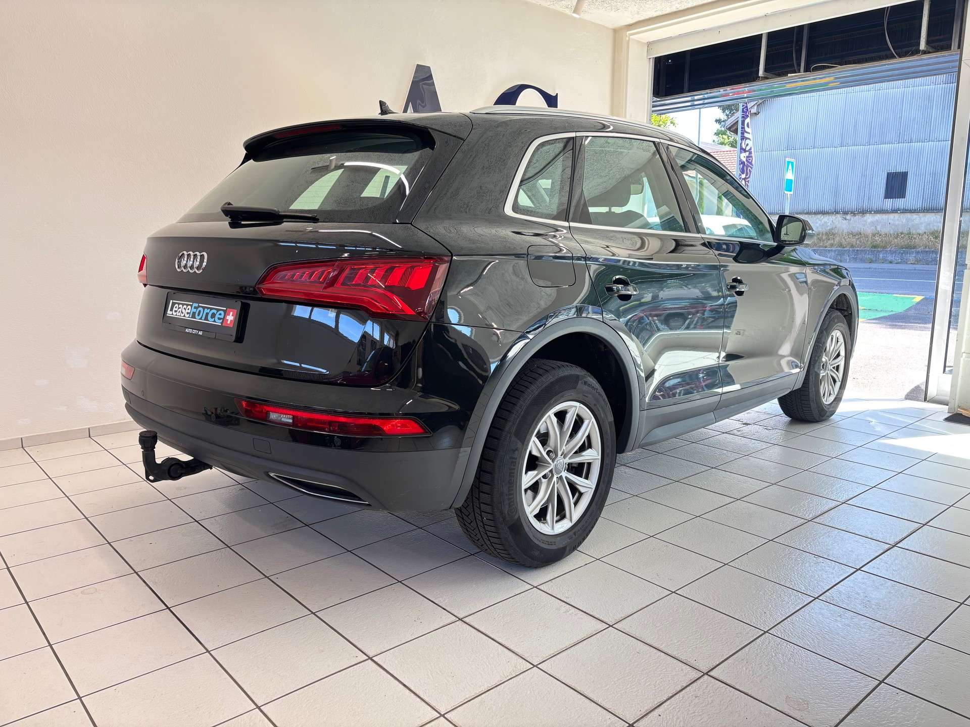 AUDI Q5 2.0 TFSI sport quattro S-tronic-image-3