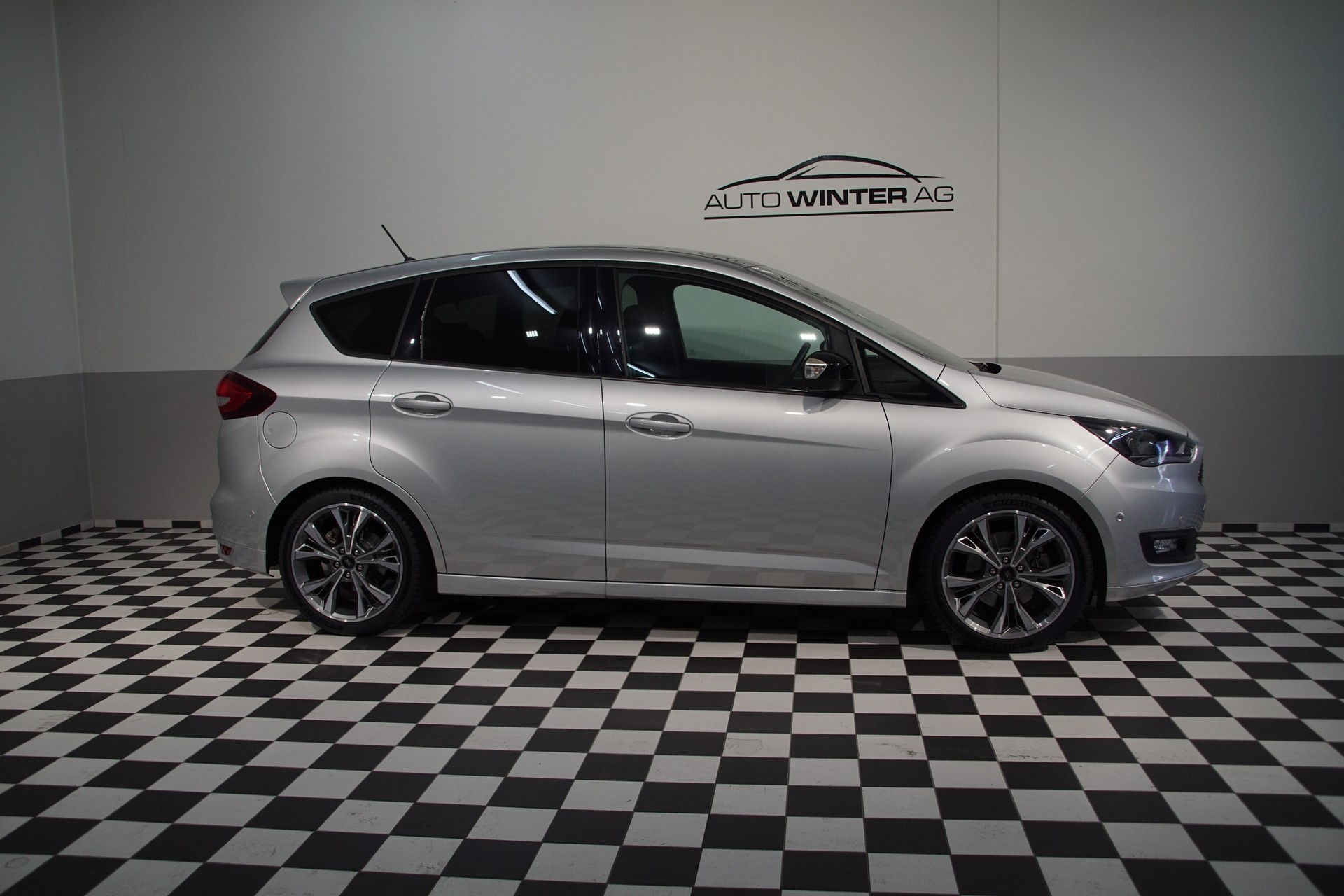 FORD C-Max 2.0 TDCi Sport PowerShift-image-4
