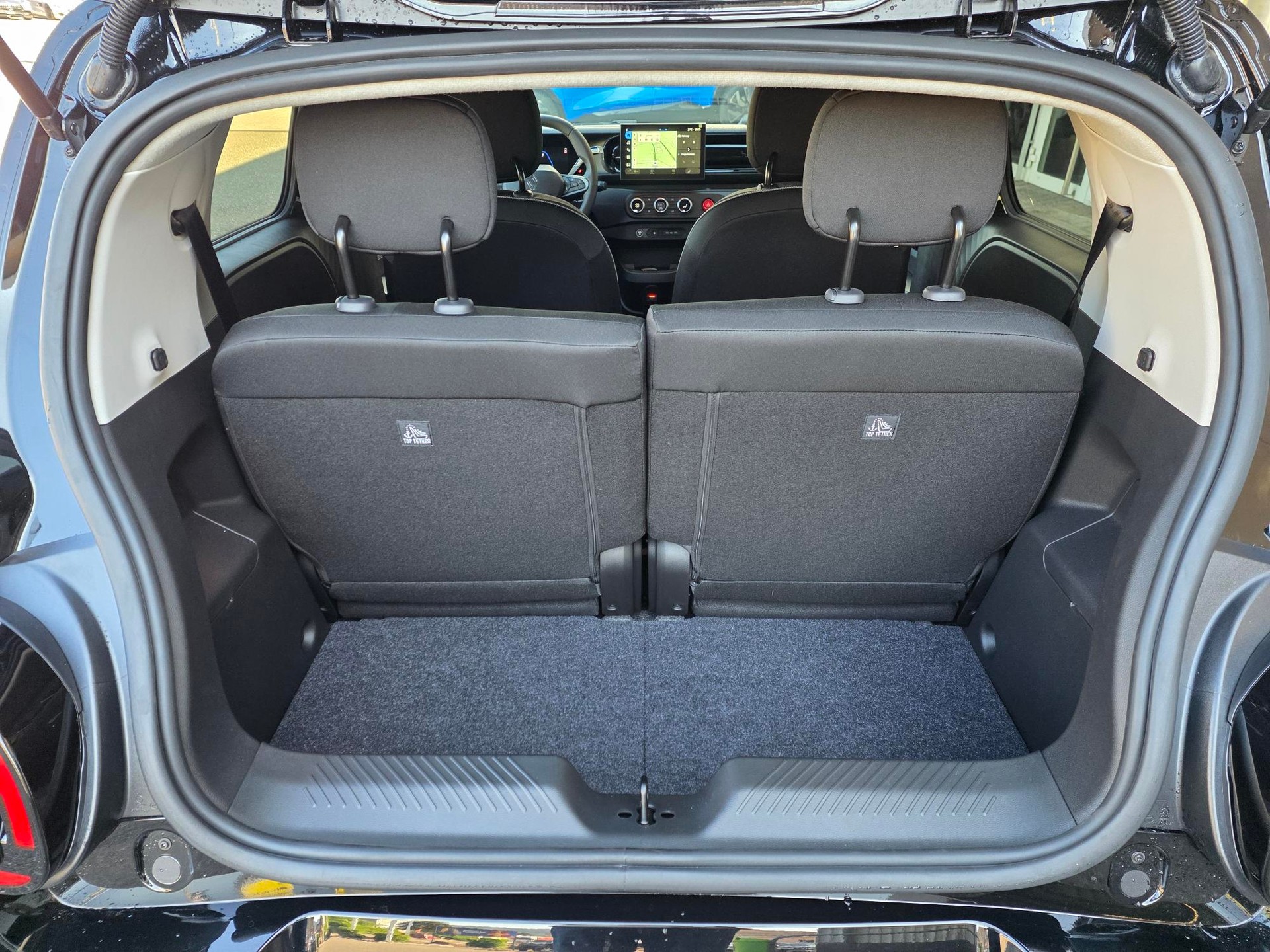 RENAULT Twingo E-Tech Urban Range techno-image-9