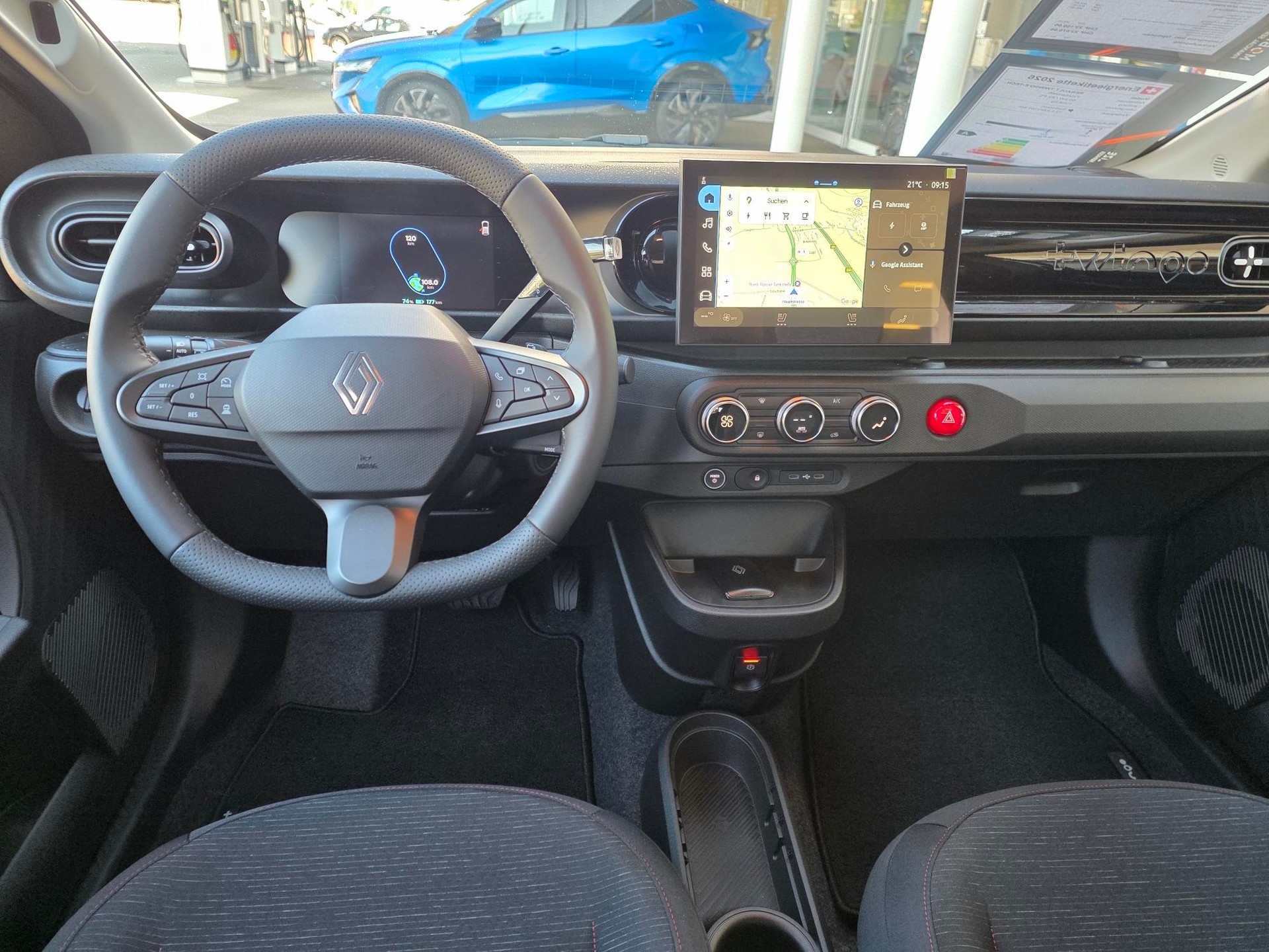 RENAULT Twingo E-Tech Urban Range techno-image-7