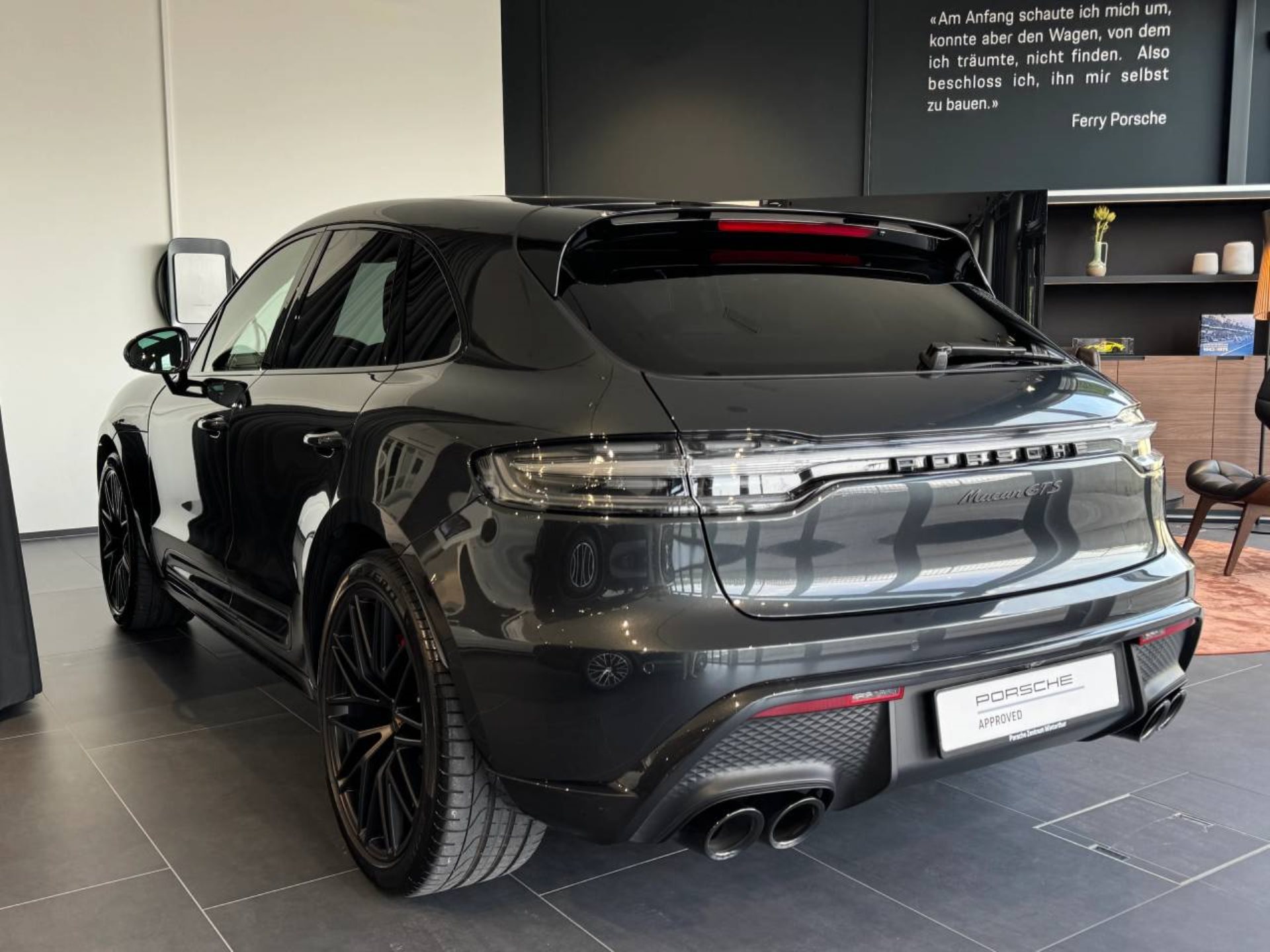 PORSCHE Macan GTS-showroom-element-2