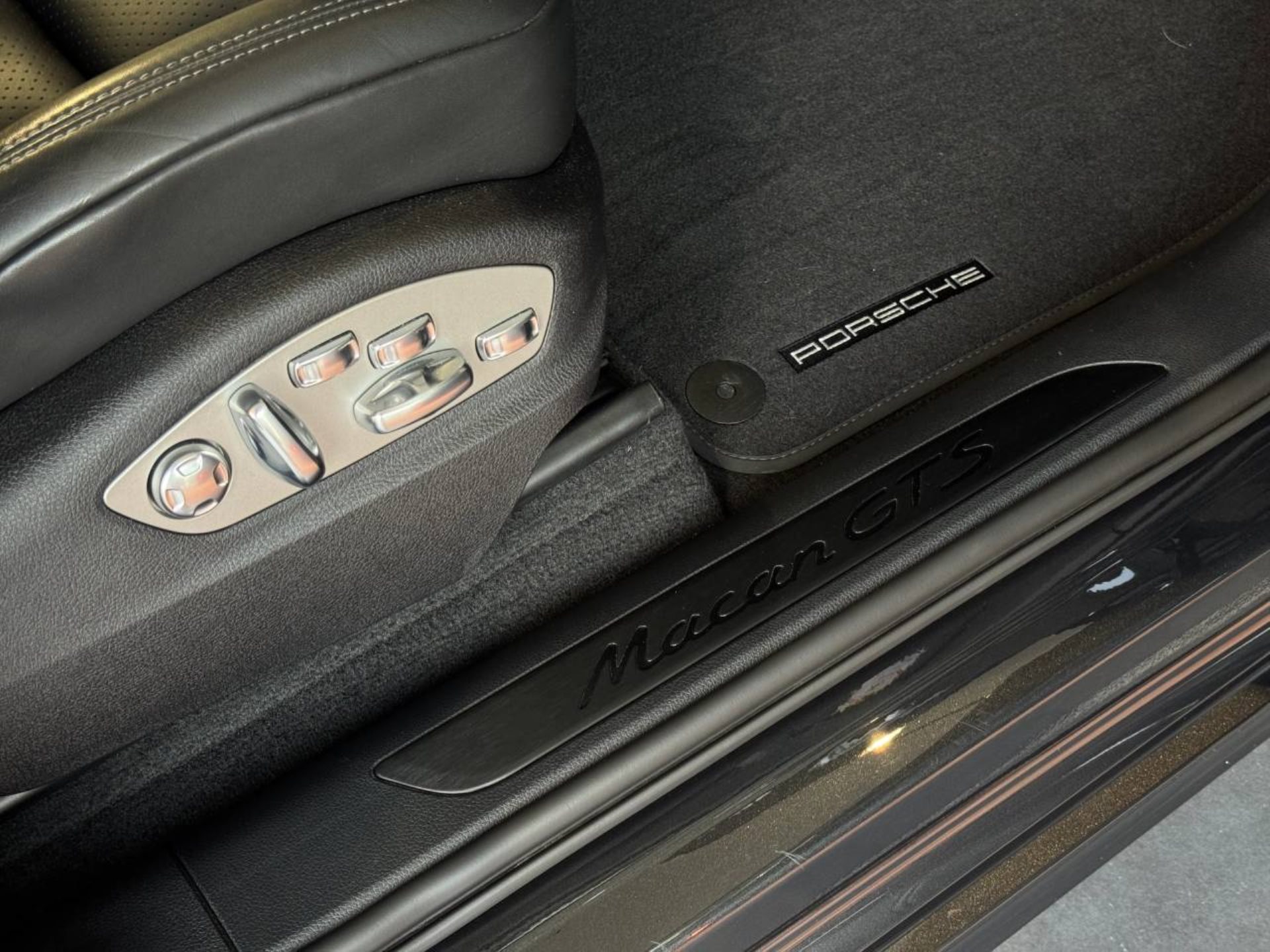 PORSCHE Macan GTS-image-25