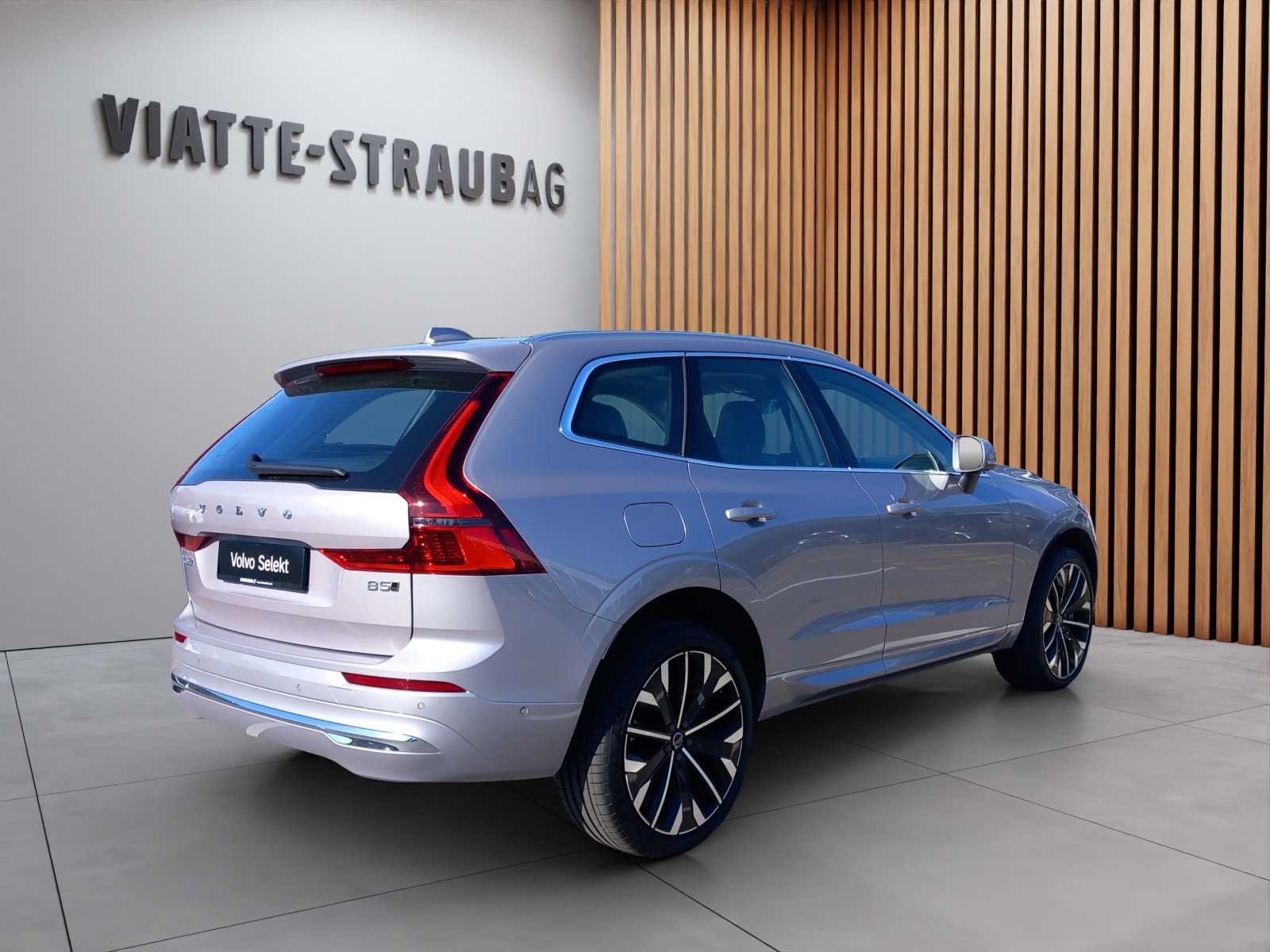 VOLVO XC60 2.0 B5 MH Ultra Bright AWD-image-4