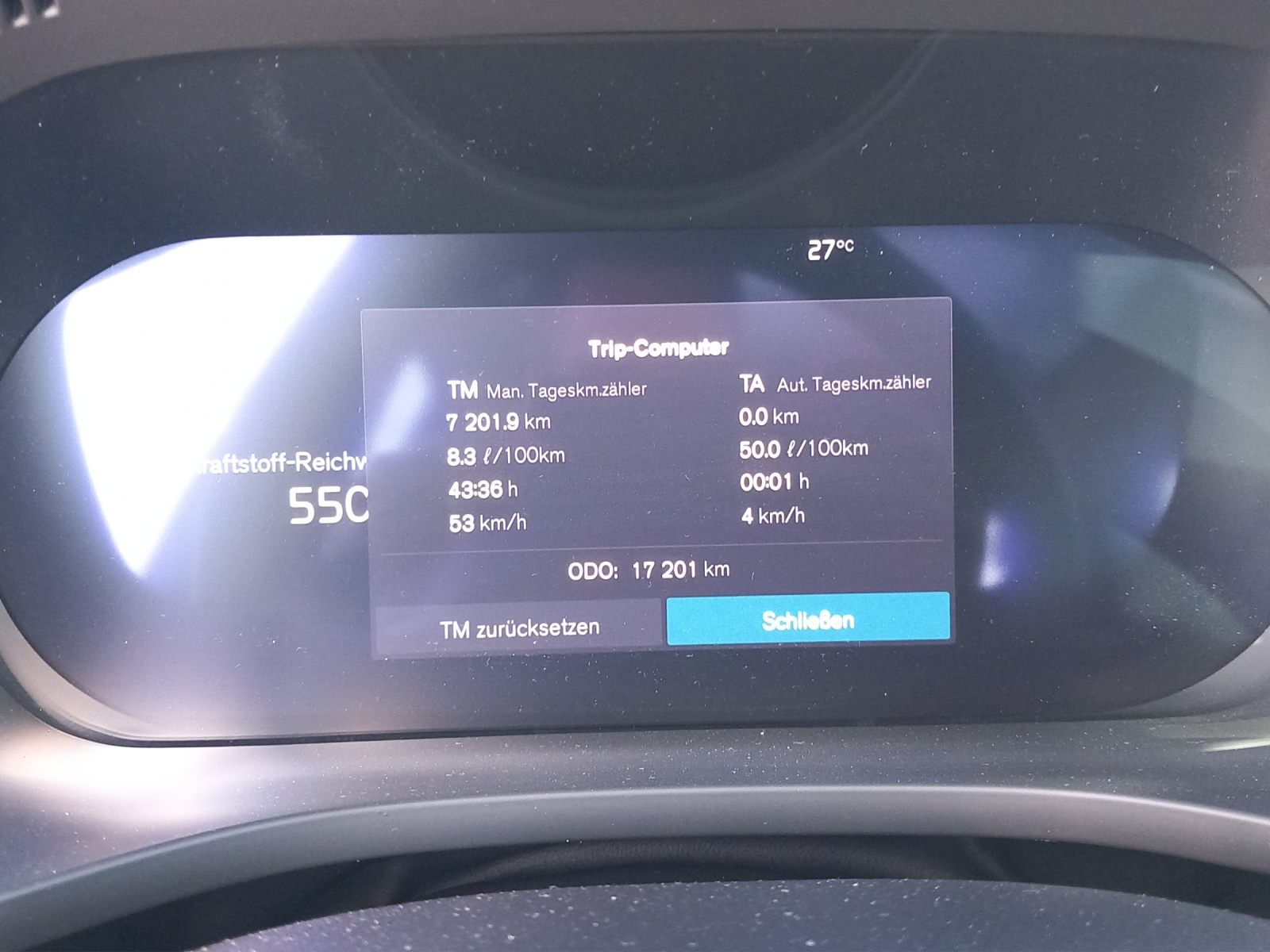 VOLVO XC60 2.0 B5 MH Ultra Bright AWD-image-17