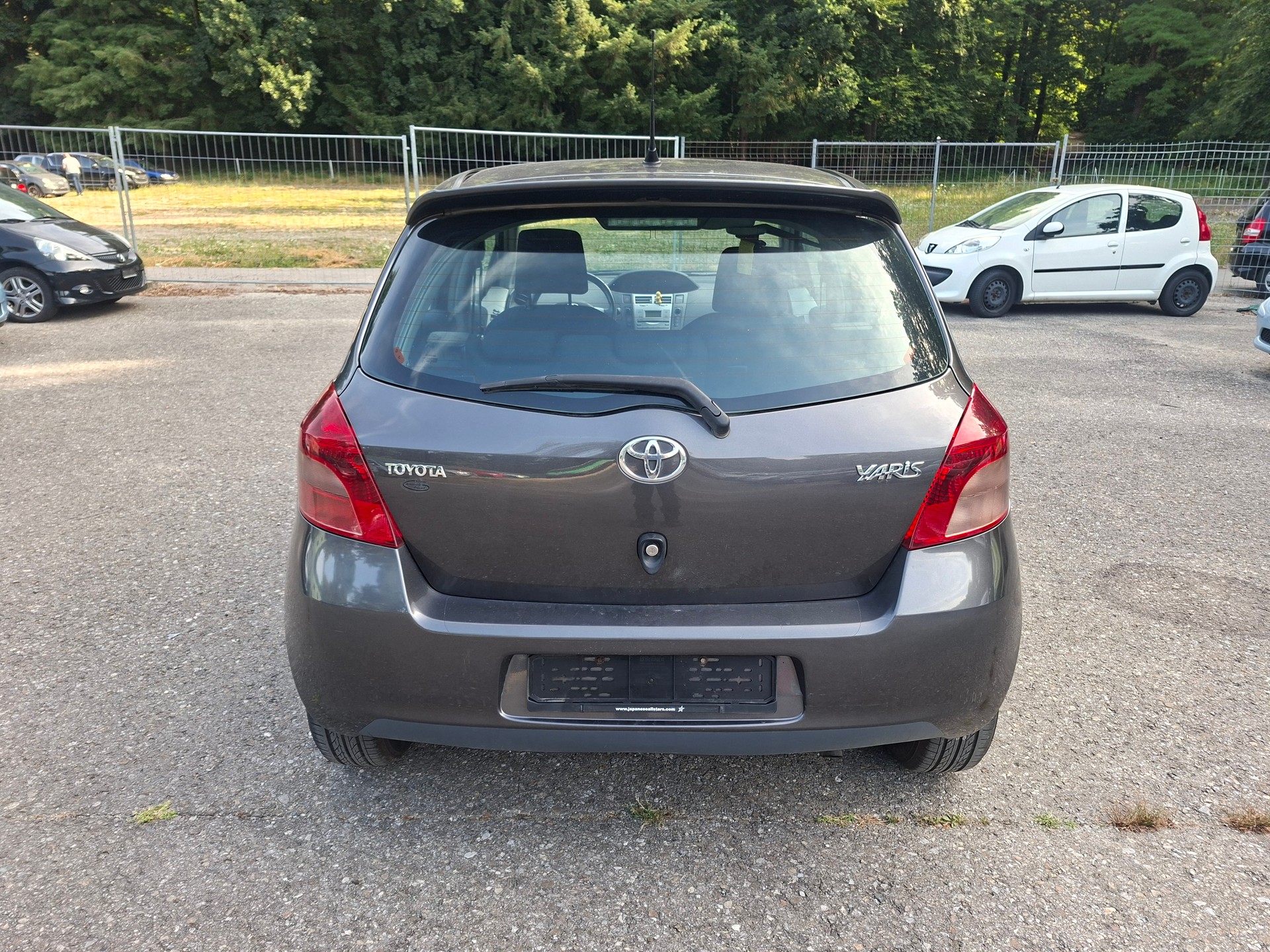 TOYOTA Yaris 1.3 Linea Sol-image-6