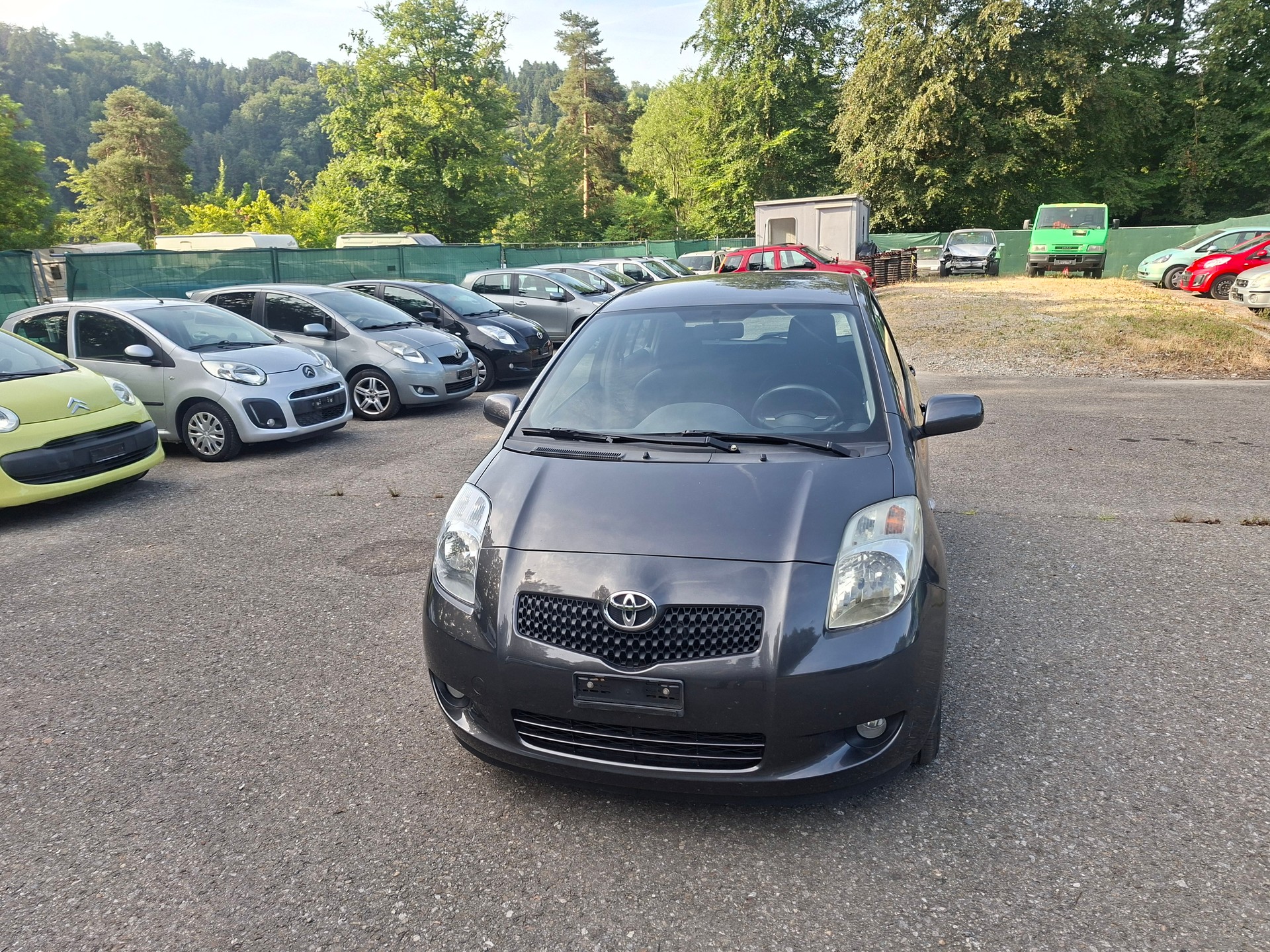 TOYOTA Yaris 1.3 Linea Sol