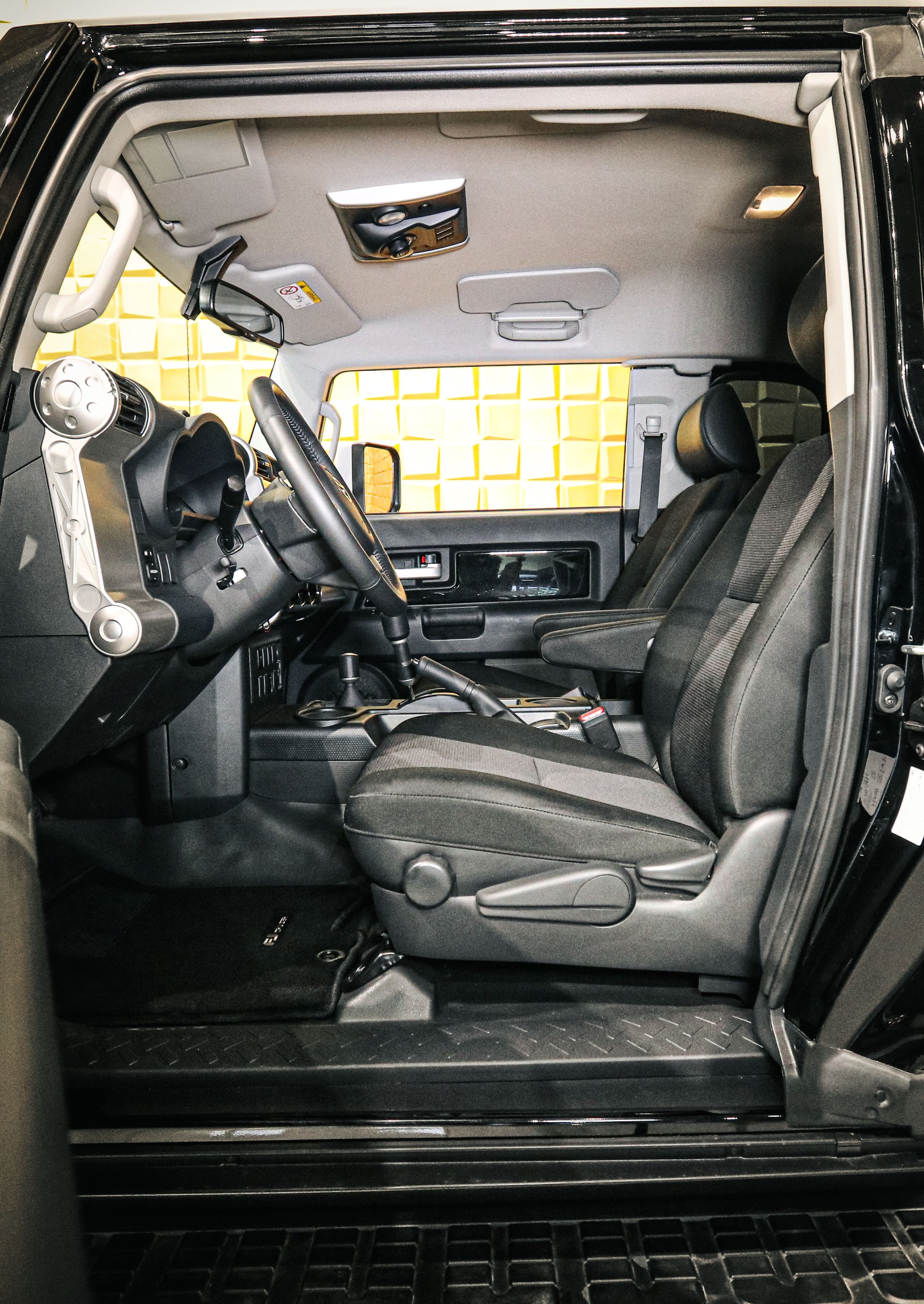 TOYOTA FJ Cruiser GXR 4.0 Automatic-image-10
