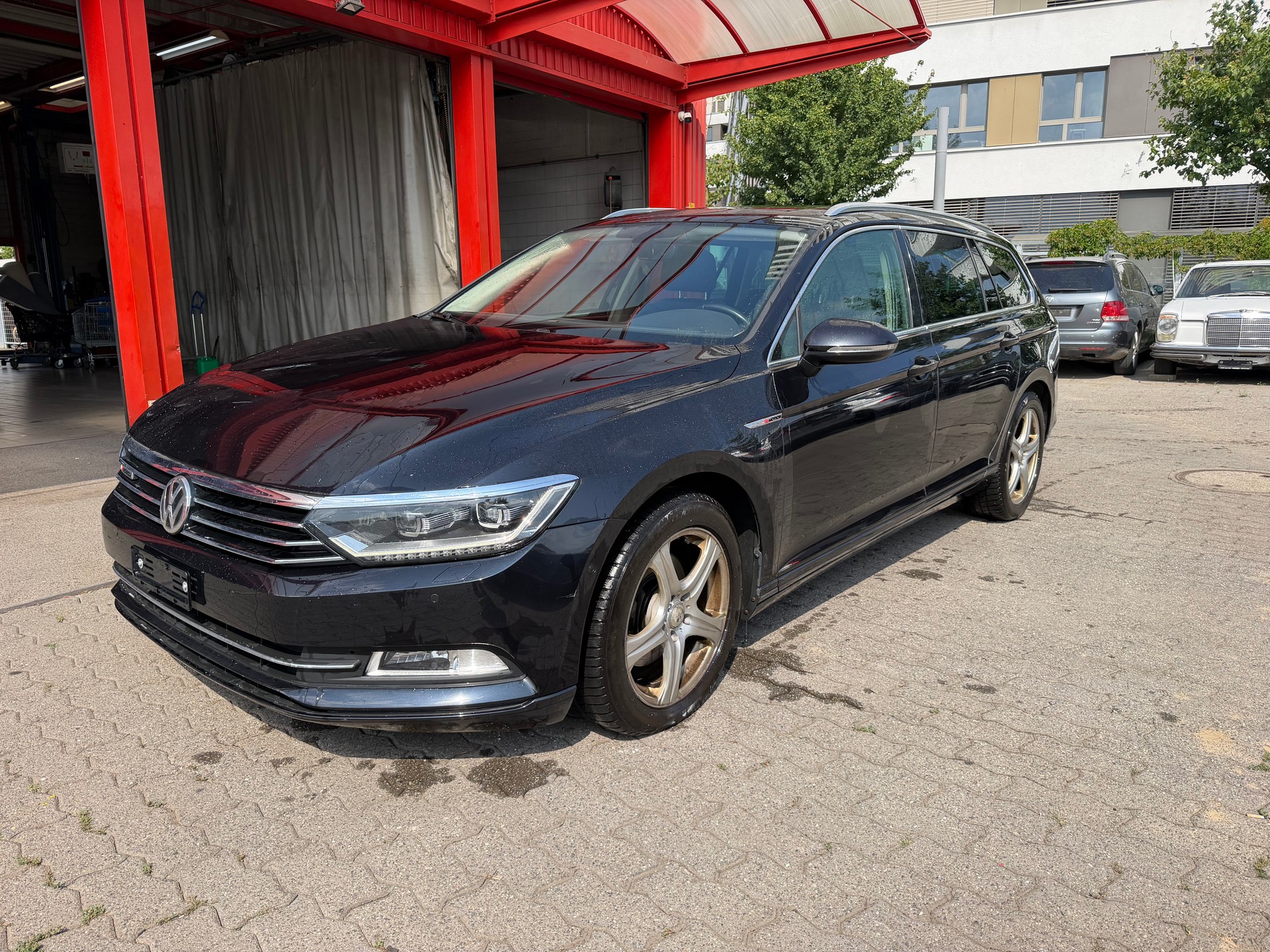 VW Passat Variant 2.0 TDI BMT Sport DSG 4Motion