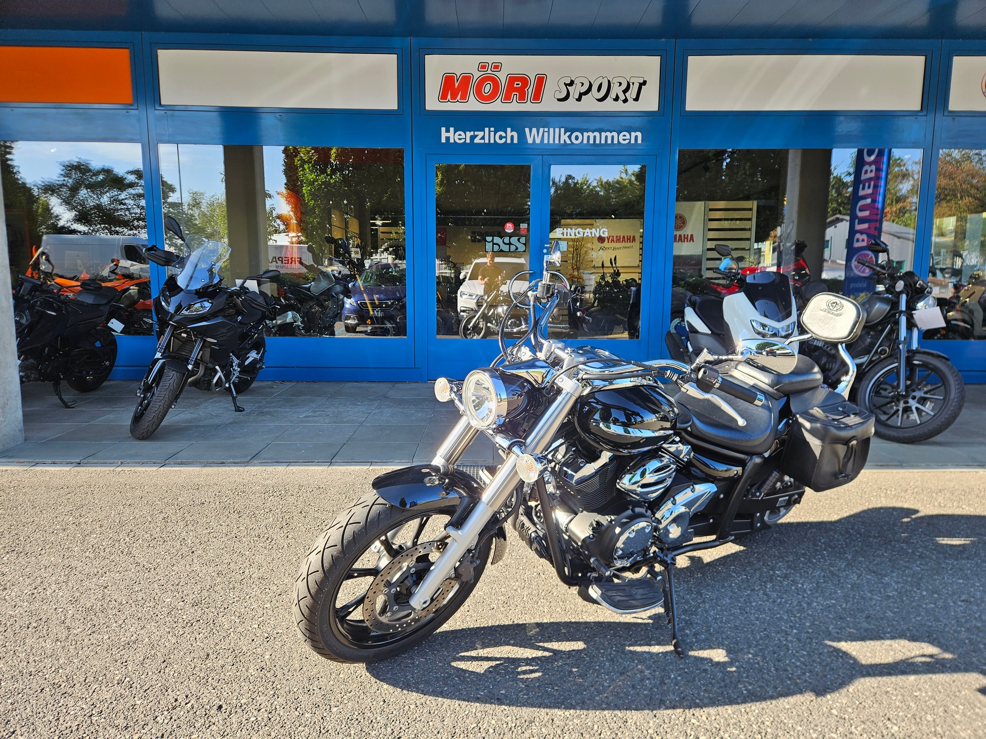 YAMAHA XVS 950 A Midnight Star-image-2