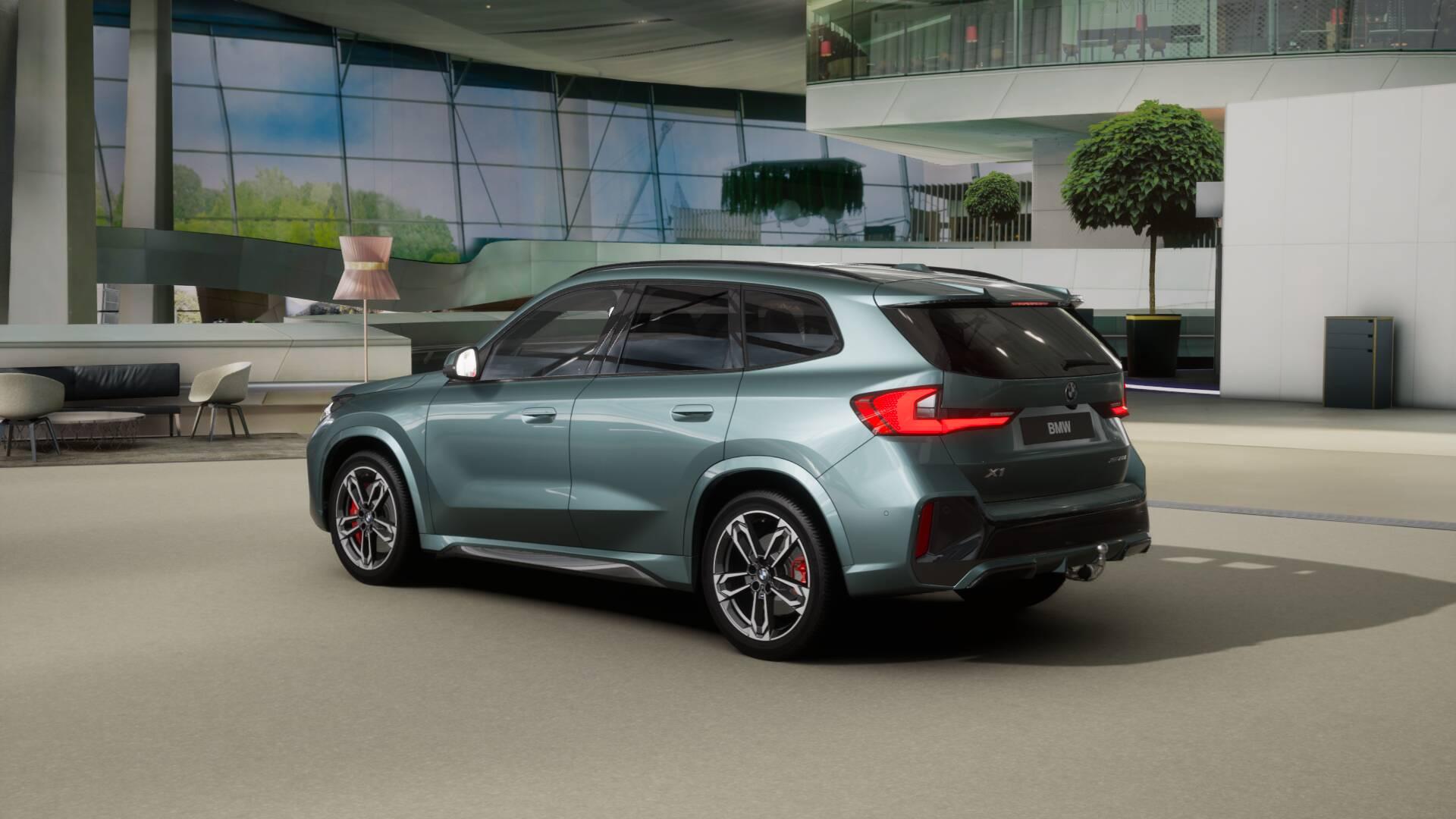 BMW X1 23i xDrive paddles-showroom-element-1