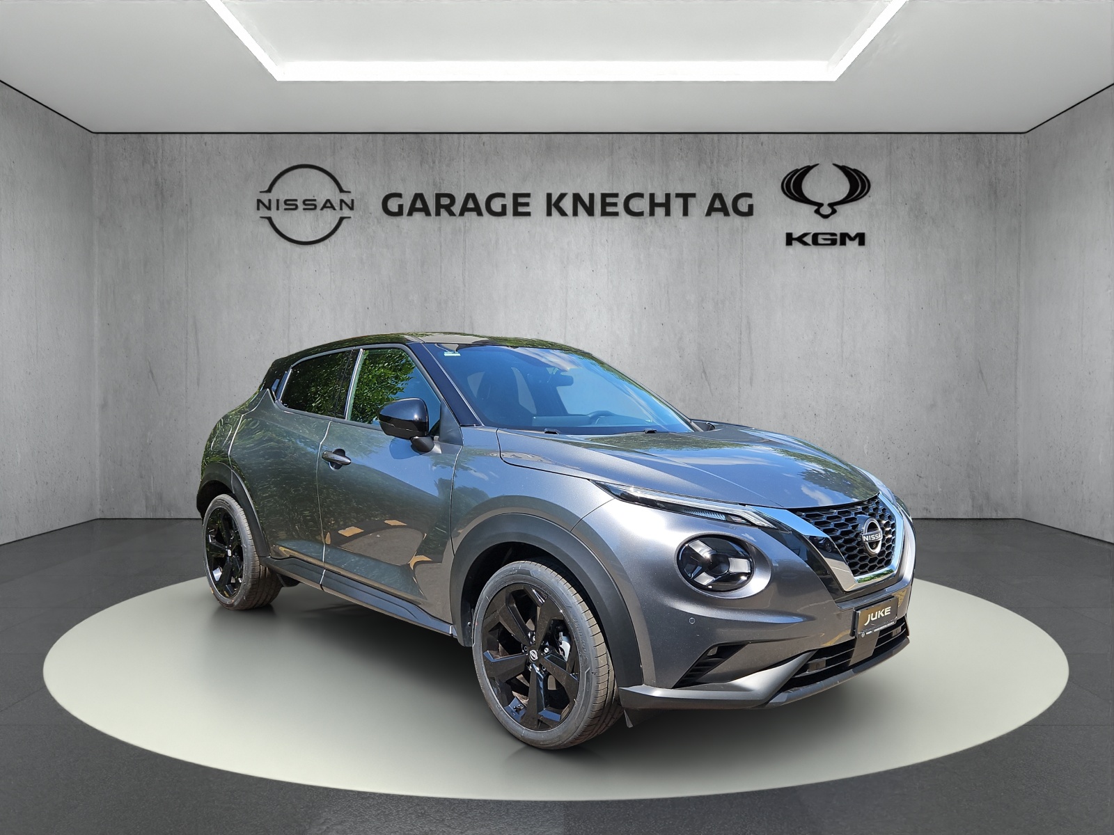 NISSAN Juke 1.0 DIG-T Tekna-showroom-element-1