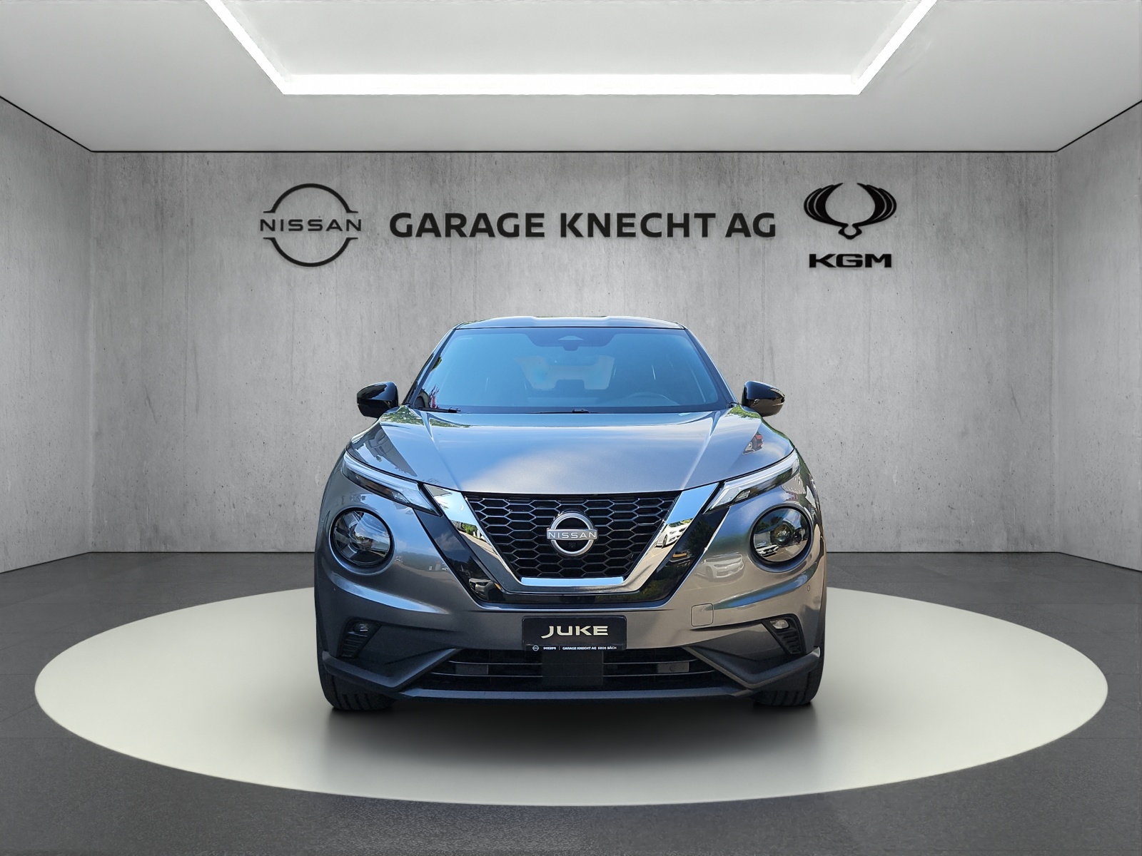 NISSAN Juke 1.0 DIG-T Tekna-showroom-element-2