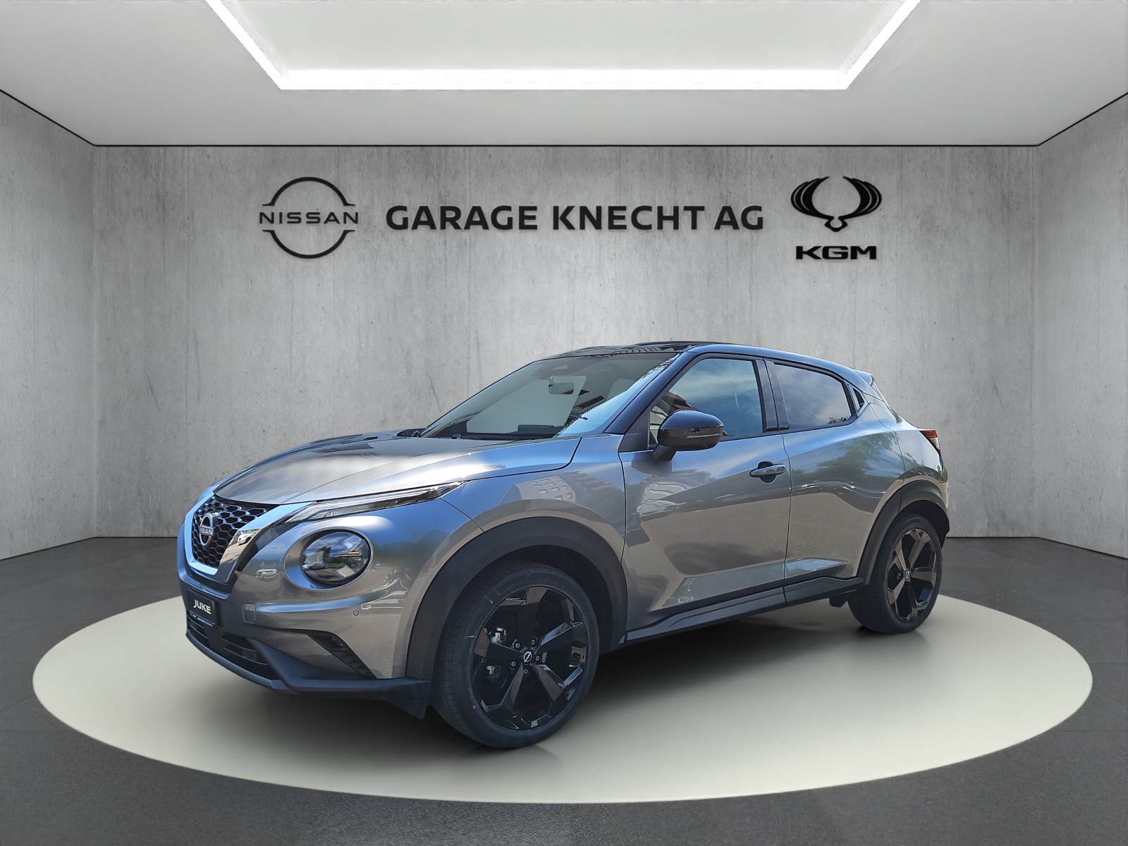 NISSAN Juke 1.0 DIG-T Tekna-showroom-element-3