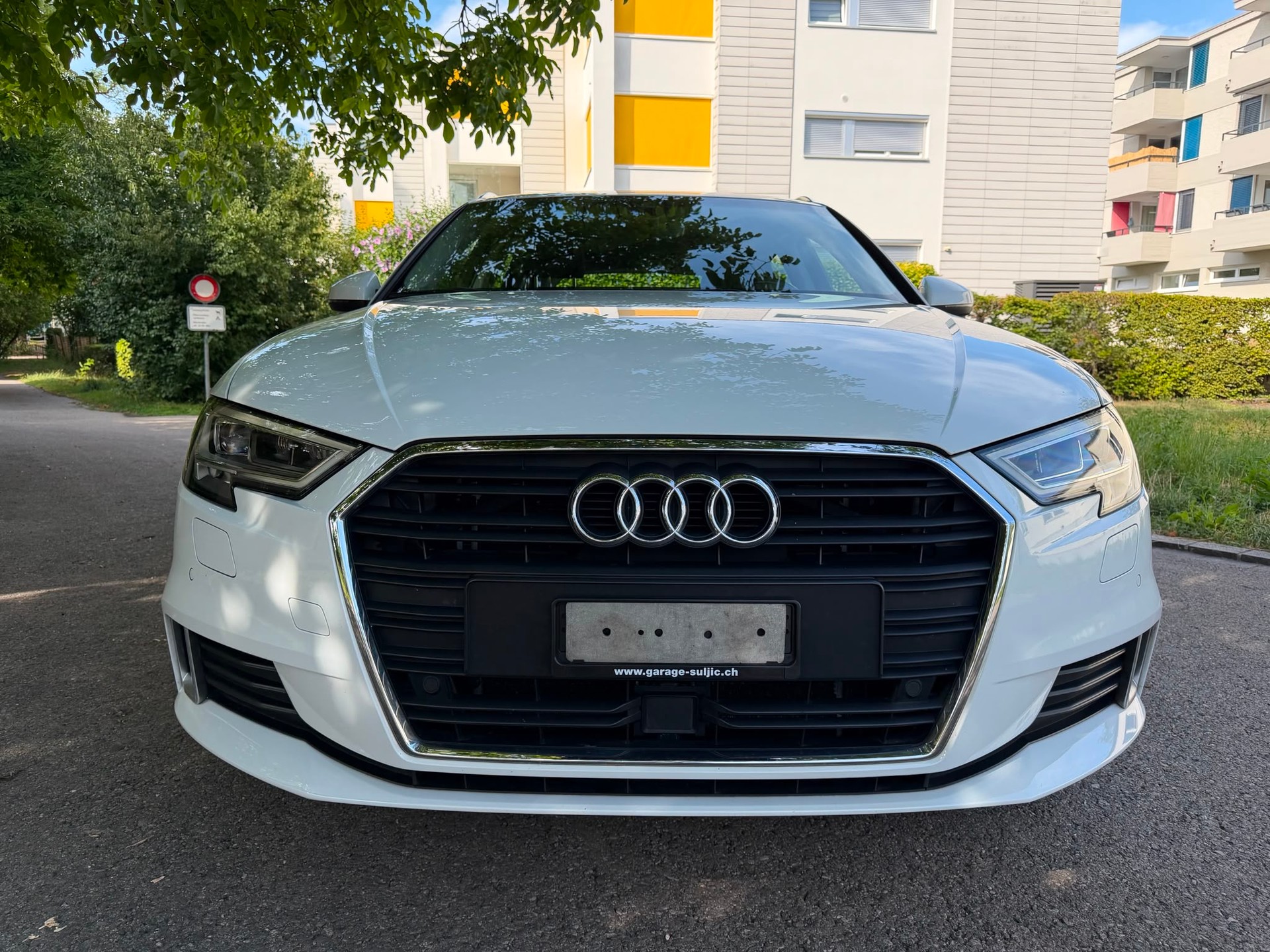 AUDI A3 Sportback 1.4 TFSI Sport S-tronic-showroom-element-1