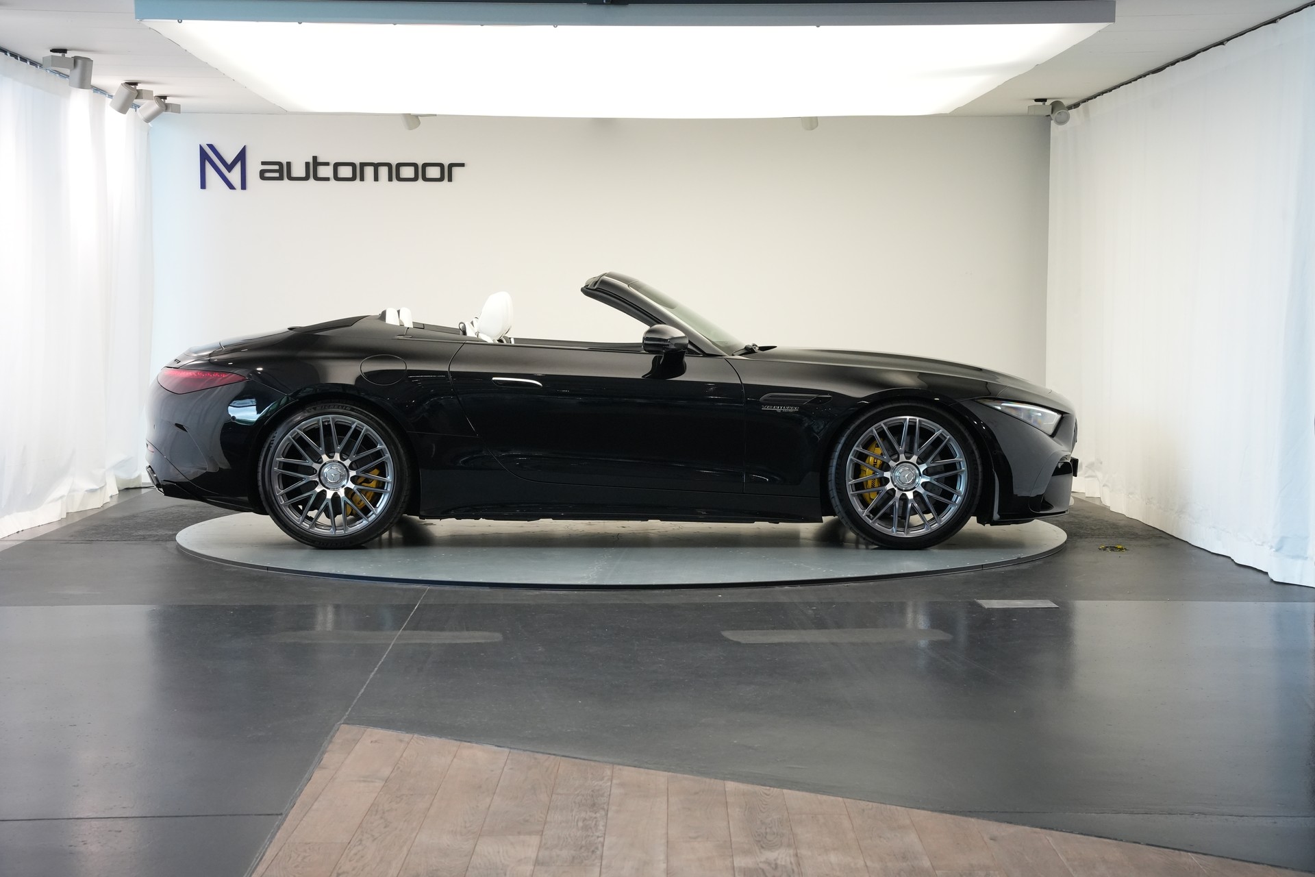 MERCEDES-BENZ AMG SL 63 4M Executive Edition Speedshift MCT-showroom-element-3