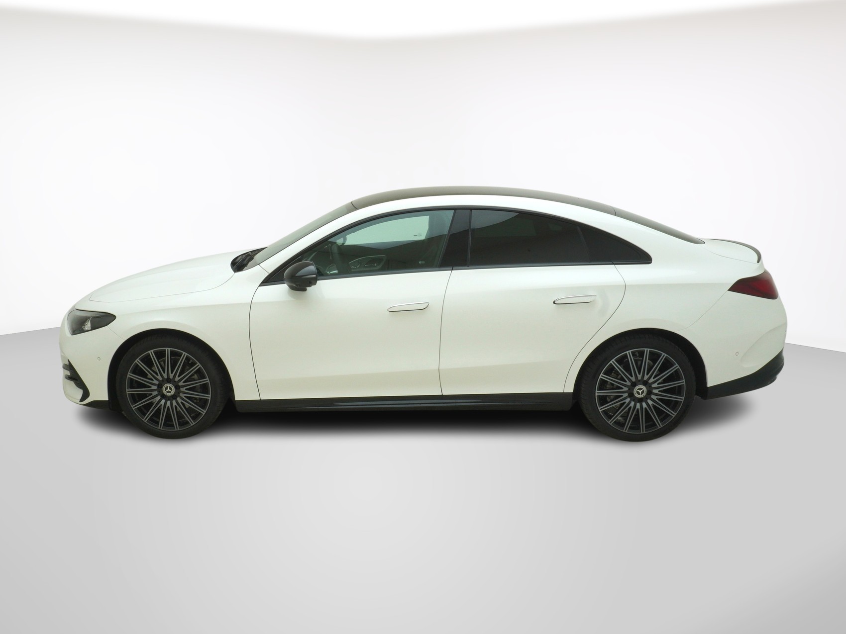 MERCEDES-BENZ CLA-Klasse 250+ AMG Line-showroom-element-1
