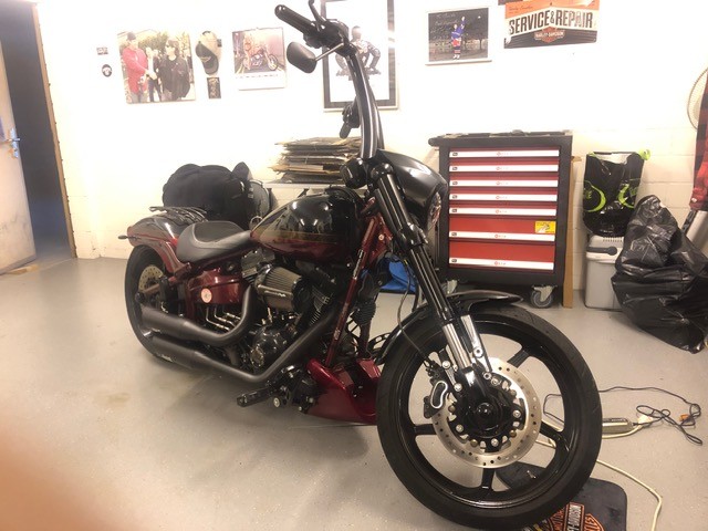 HARLEY-DAVIDSON FXSE Breakout Pro Street CVO ABS-image-4