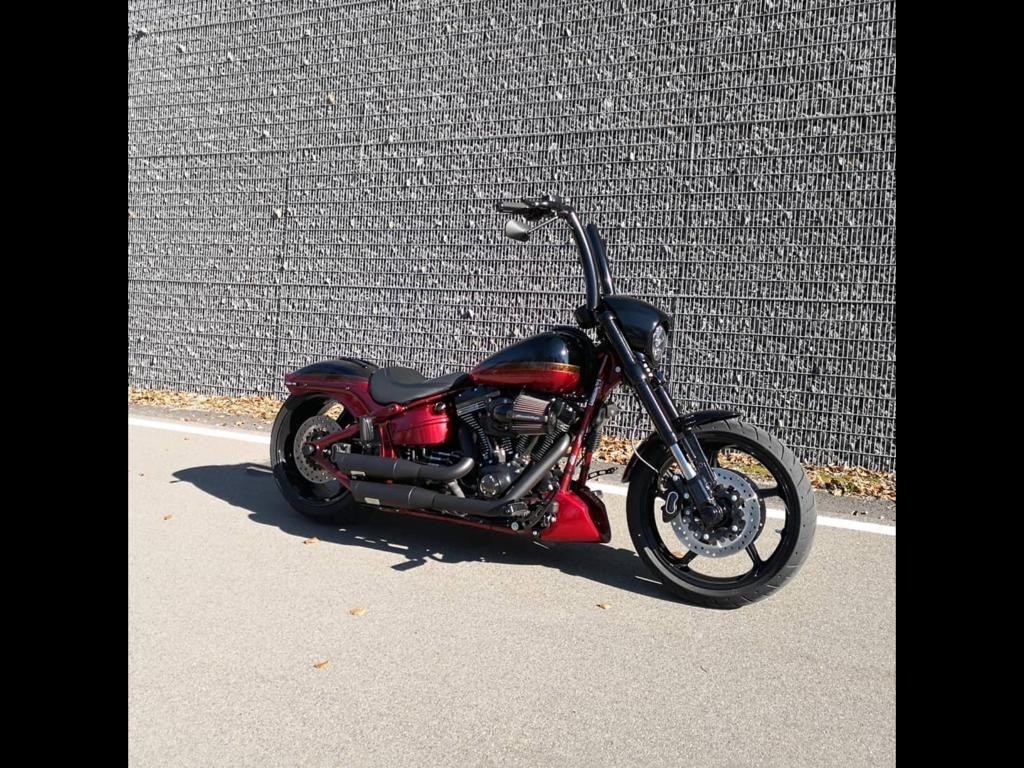 HARLEY-DAVIDSON FXSE Breakout Pro Street CVO ABS-image-0