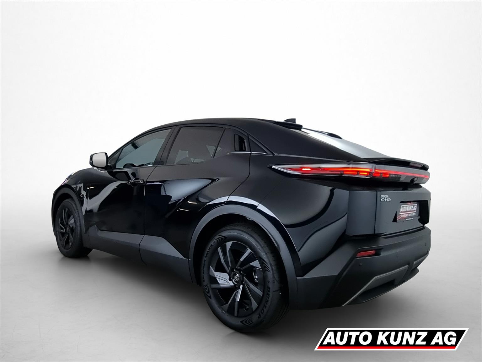 TOYOTA C-HR+ 77 kWh Style FWD-showroom-element-3