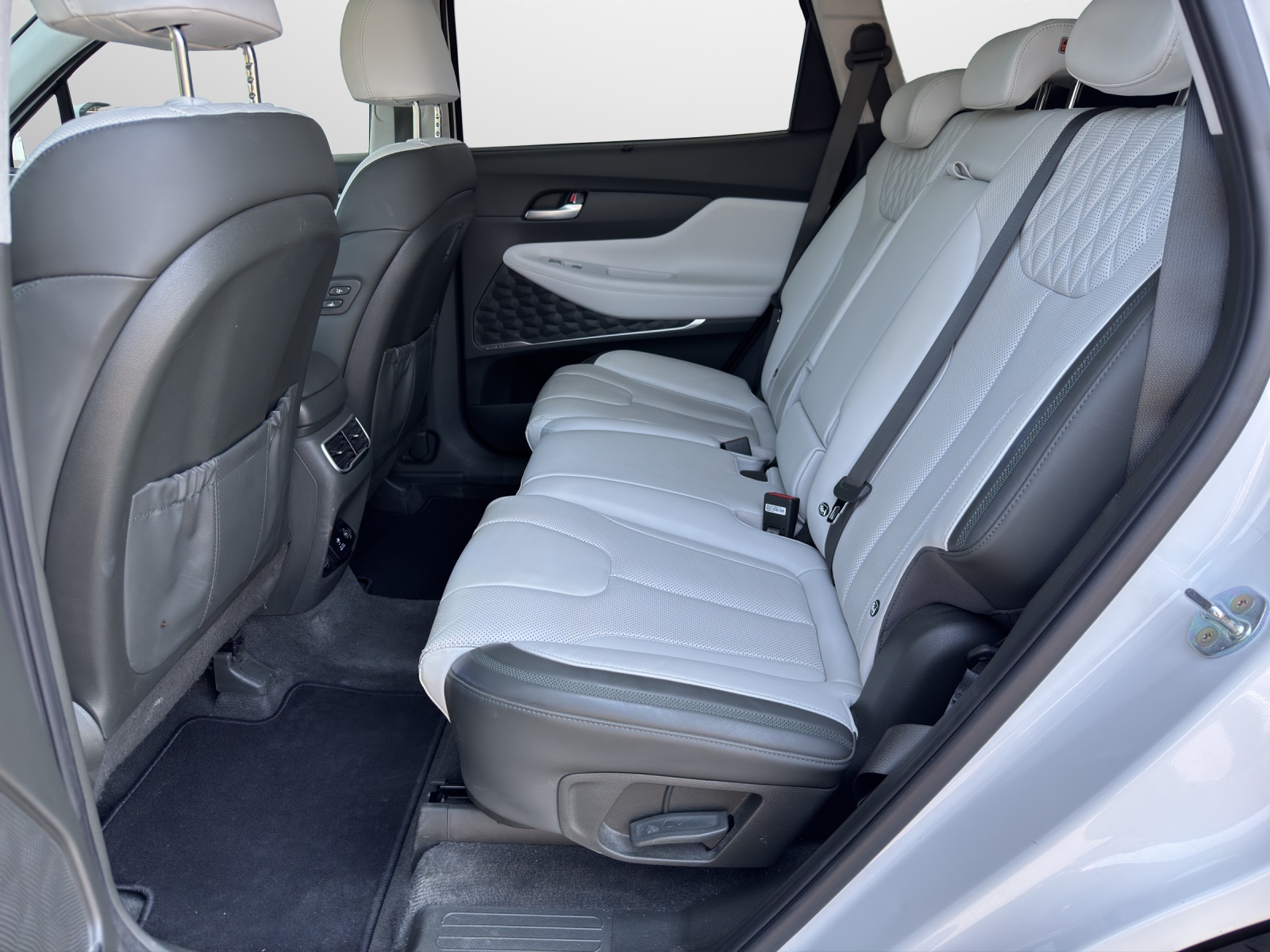 HYUNDAI Santa Fe 2.2 CRDi Vertex Lux.Pack 7 Pl.-image-6