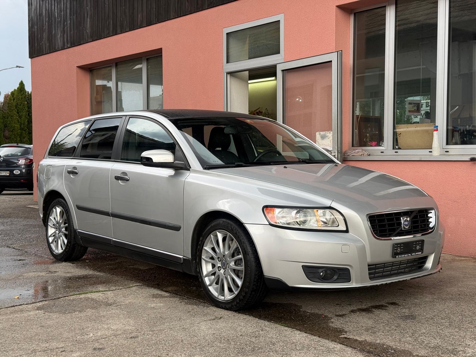 VOLVO V50 2.0D Powershift