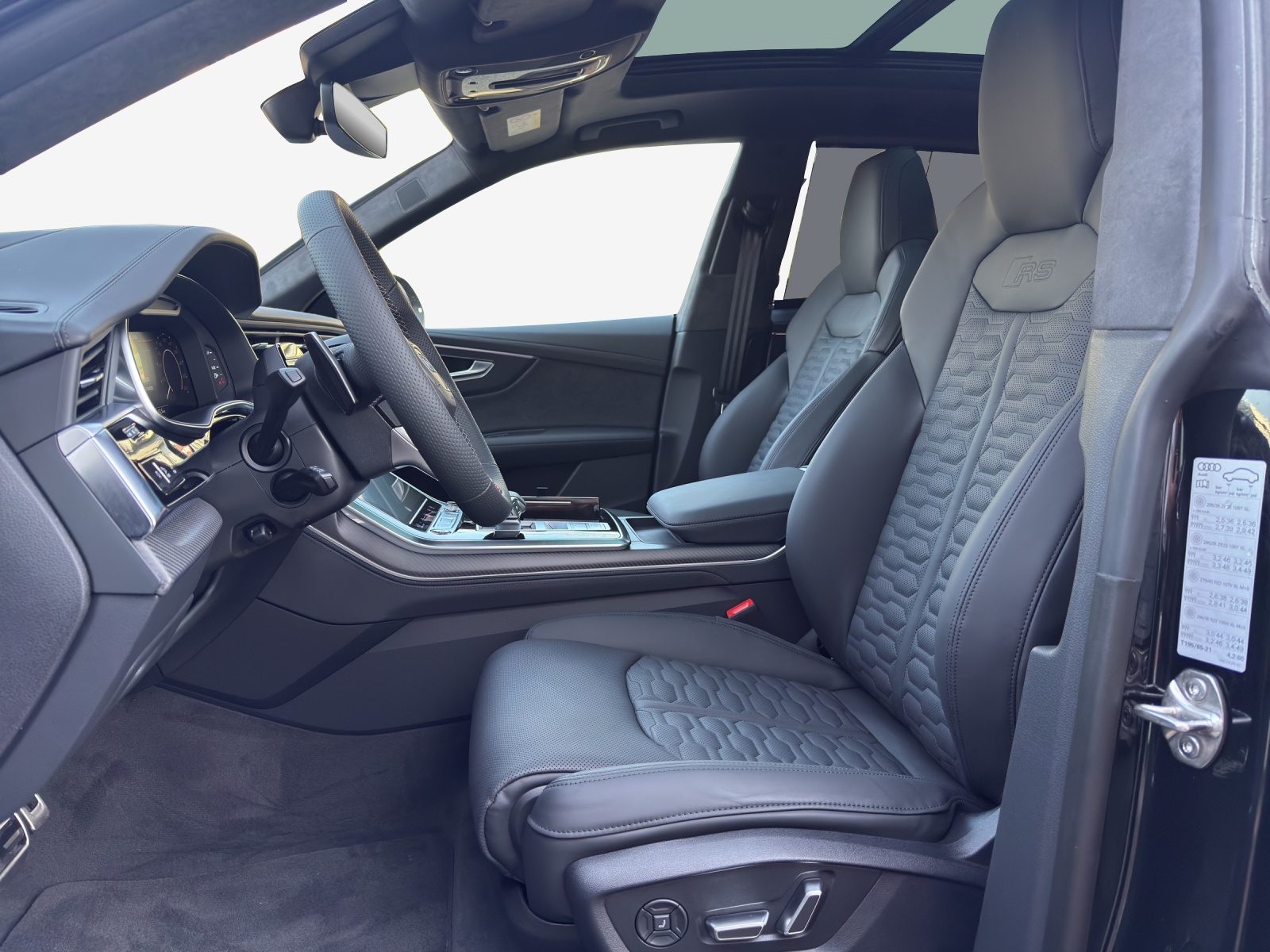 AUDI RSQ8 performance quattro-image-7