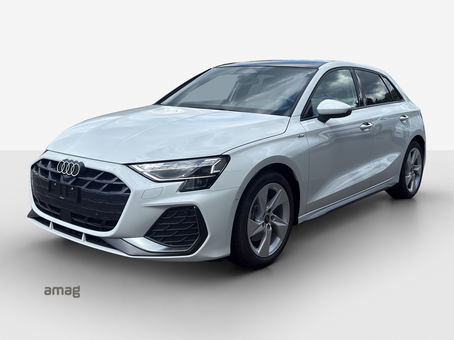 AUDI A3 Sportback TFSI 150 kW quattro S line S tronic-image-0