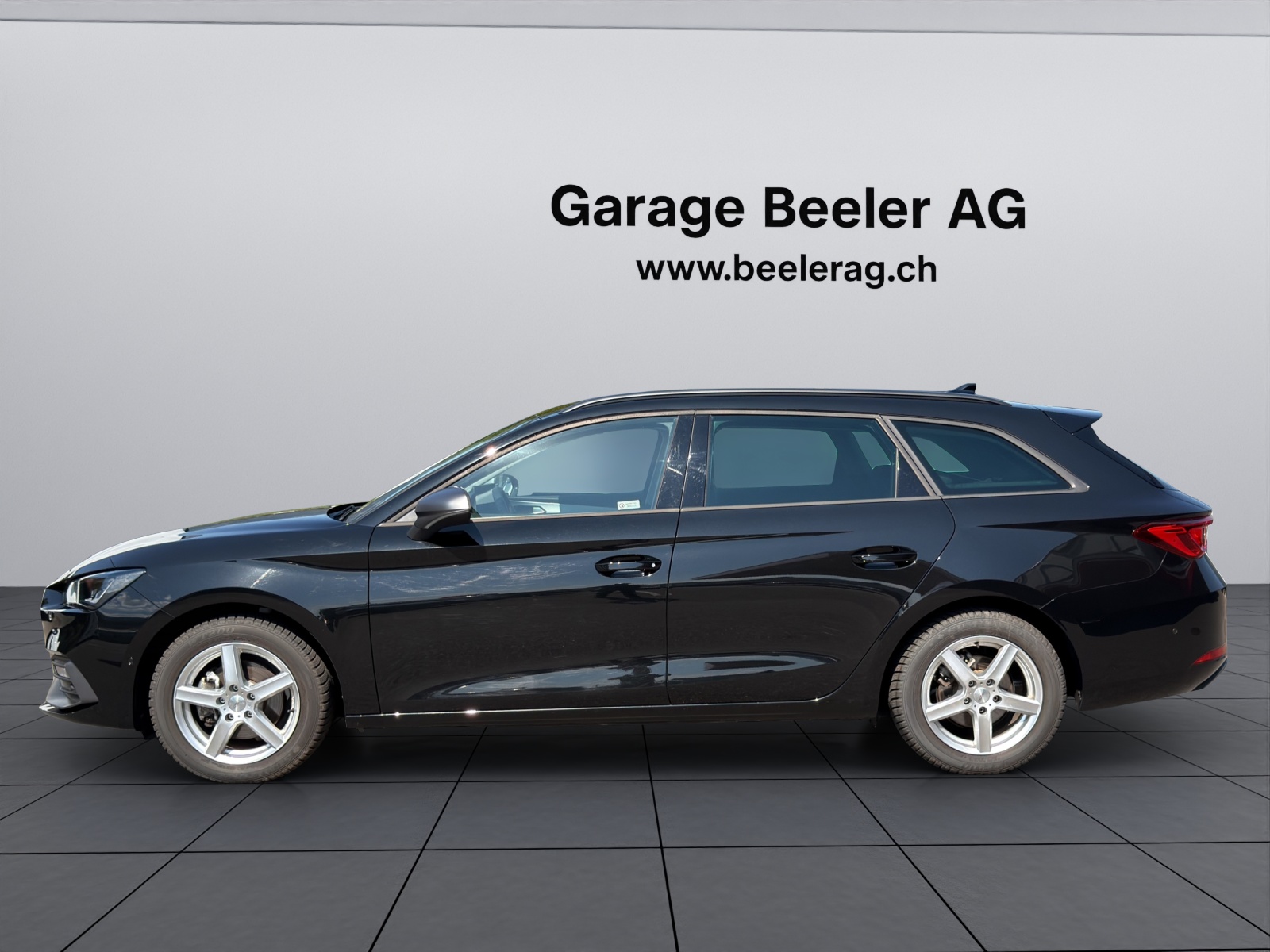 SEAT Leon FR 1.5 eTSI 150 FR DSG-image-7
