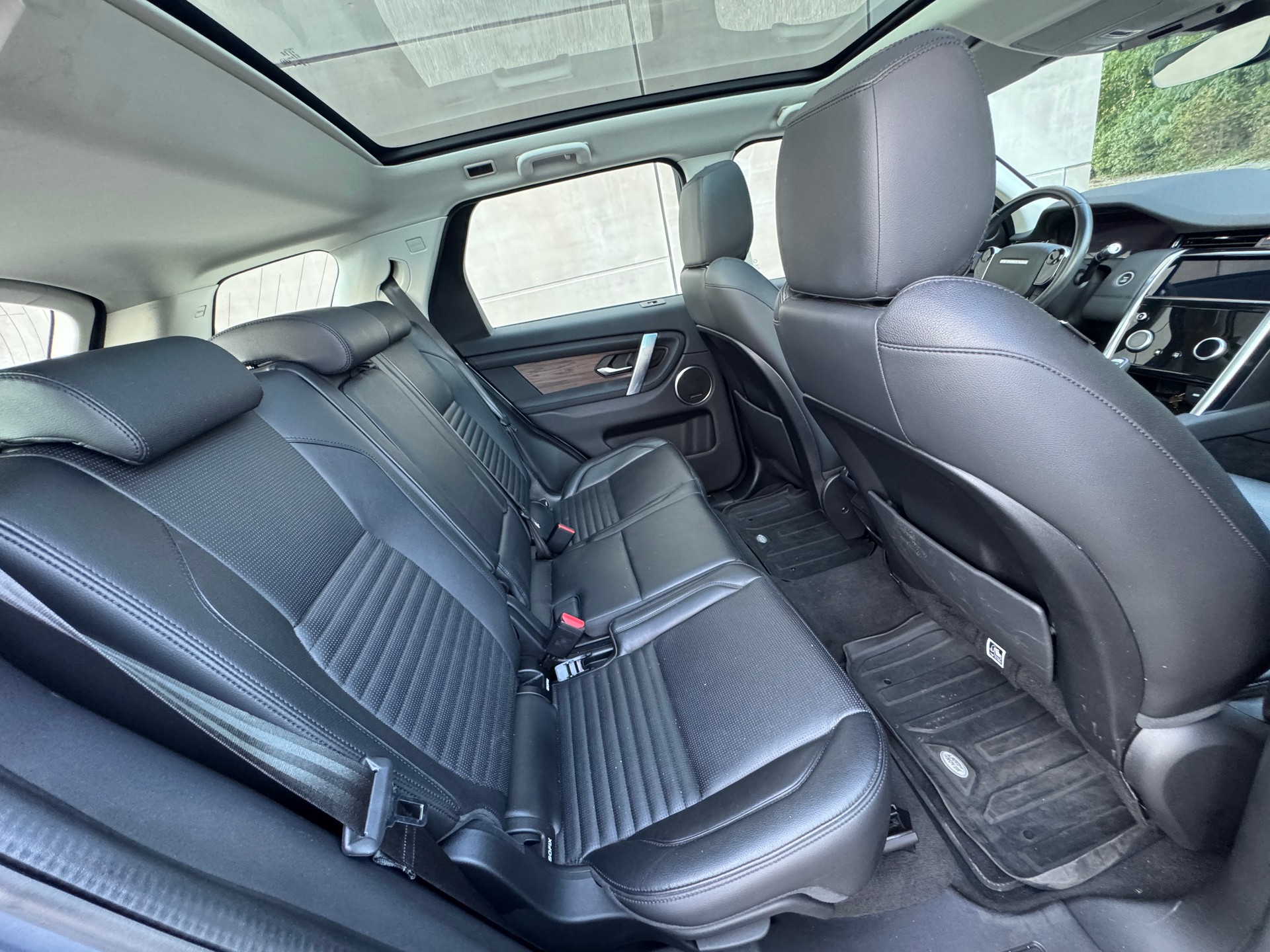 LAND ROVER Discovery Sport P200 2.0 Si4 MHEV SE AT9-image-8