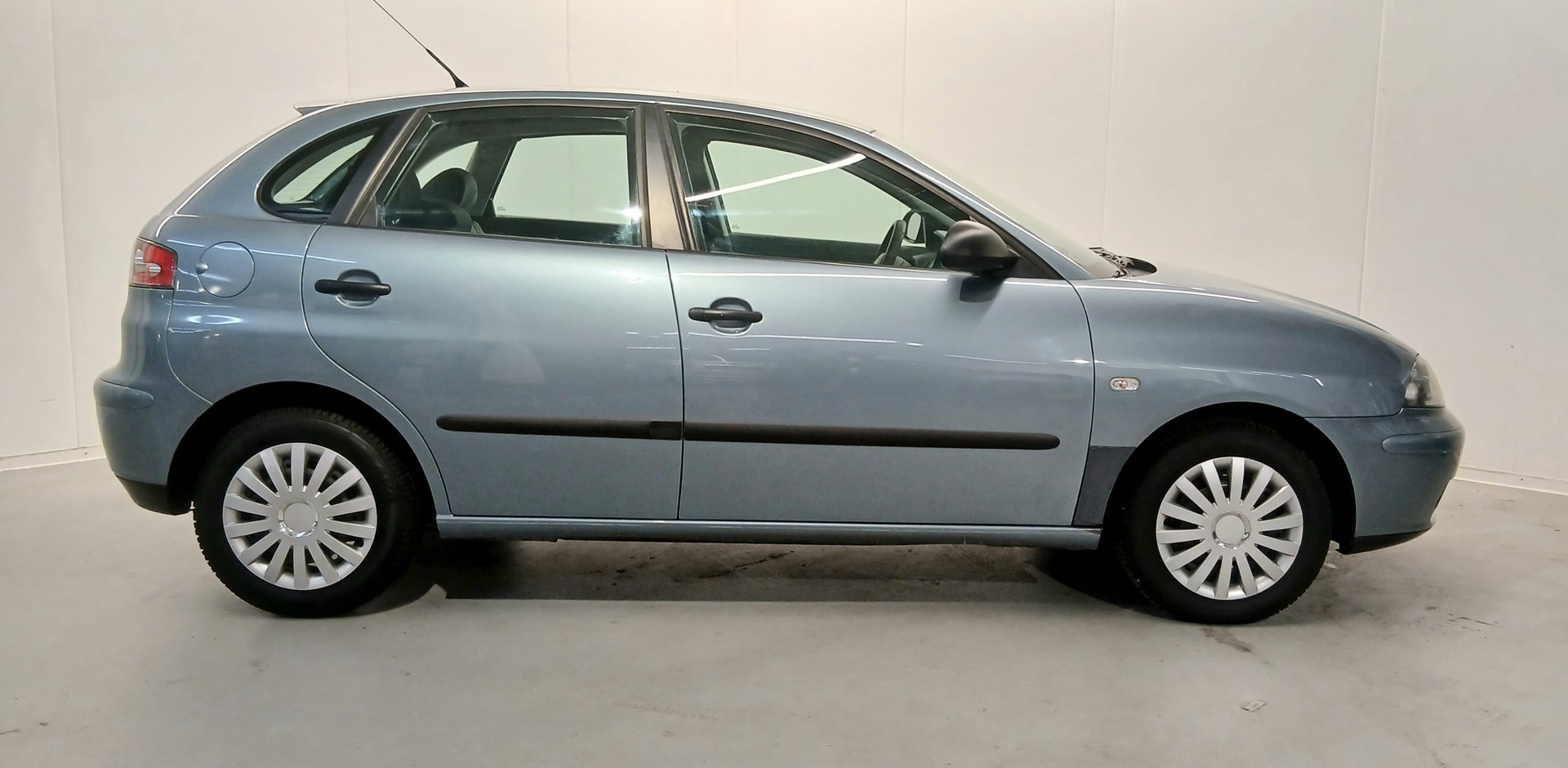 SEAT Ibiza 1.2 Corazon-showroom-element-1