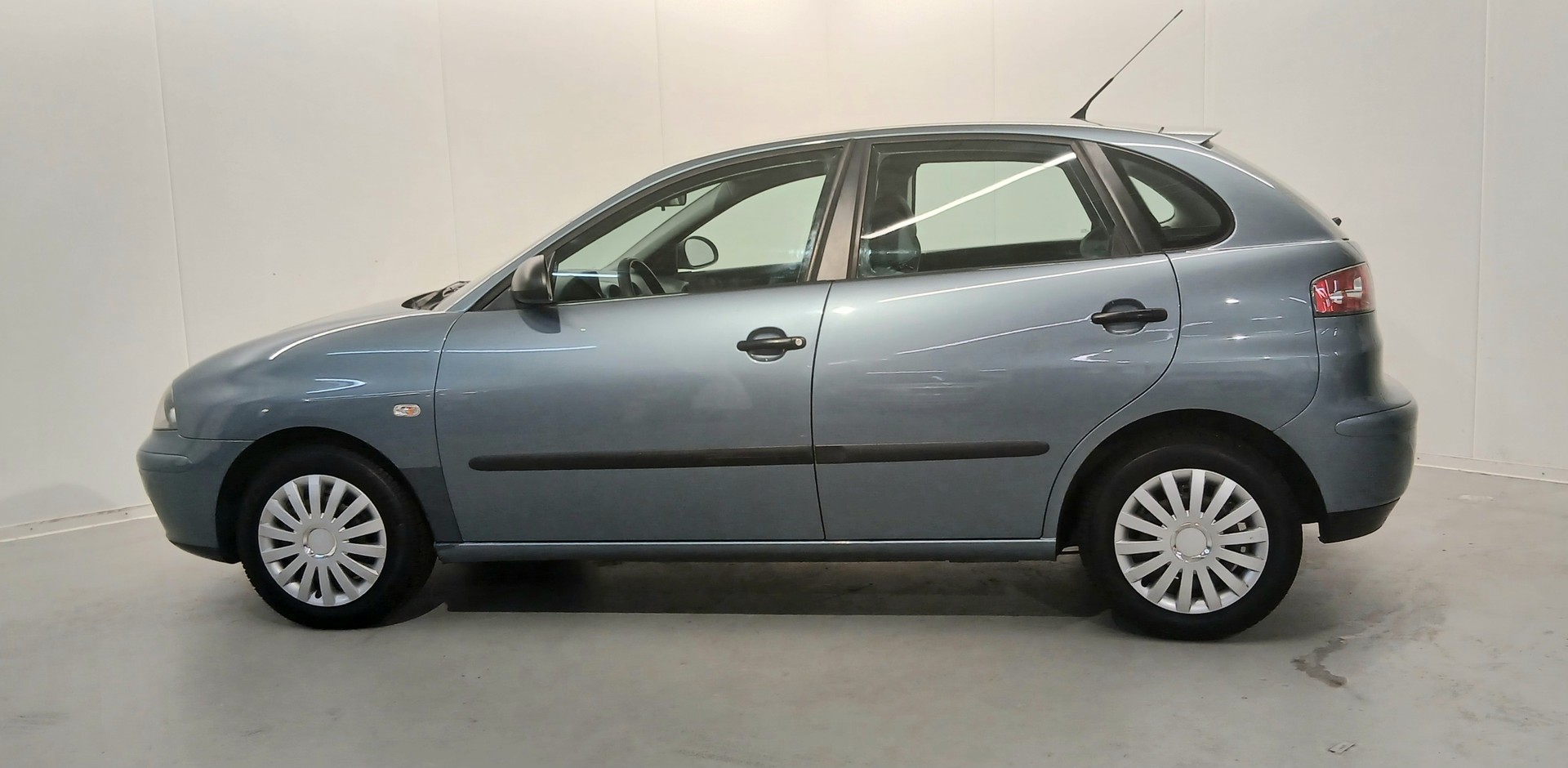 SEAT Ibiza 1.2 Corazon-showroom-element-2
