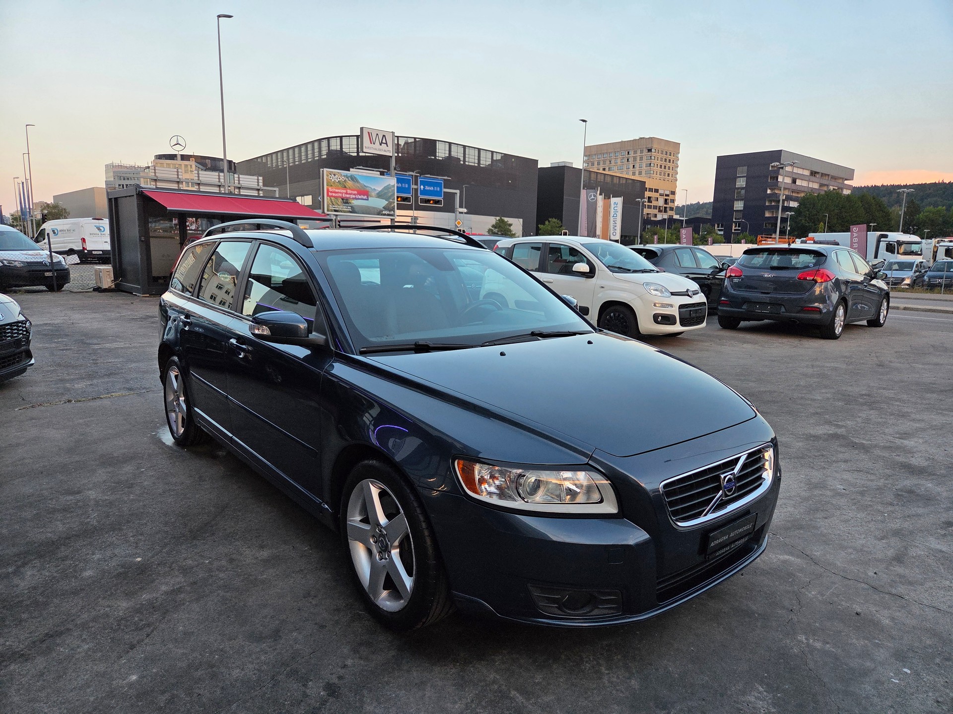 VOLVO V50 2.0D Kinetic Powershift-image-8