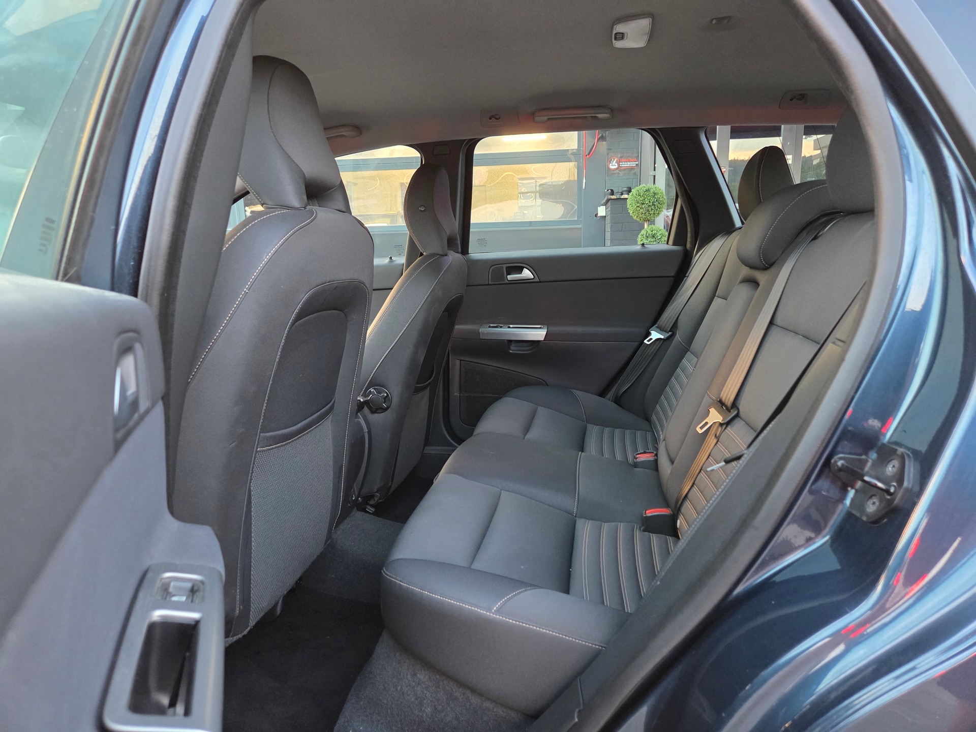 VOLVO V50 2.0D Kinetic Powershift-image-12