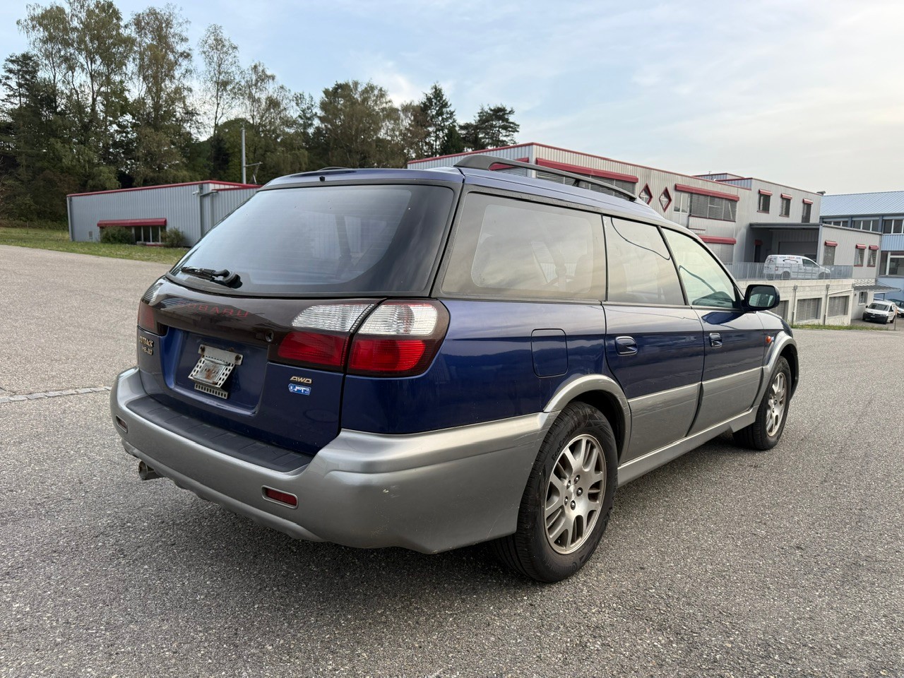 SUBARU Outback H6 3.0 Silver Esprit-image-6
