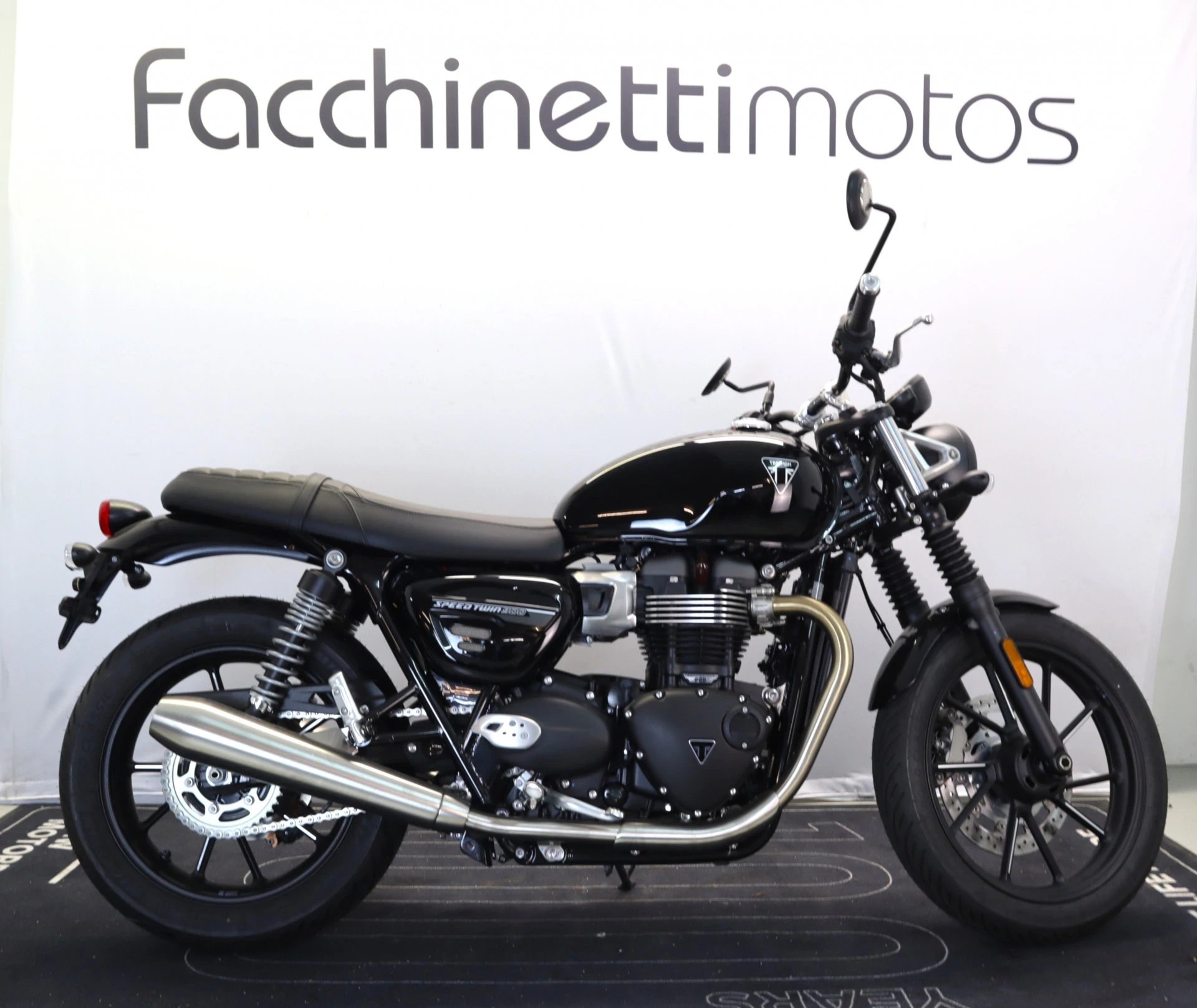 TRIUMPH Speed Twin 900-image-0