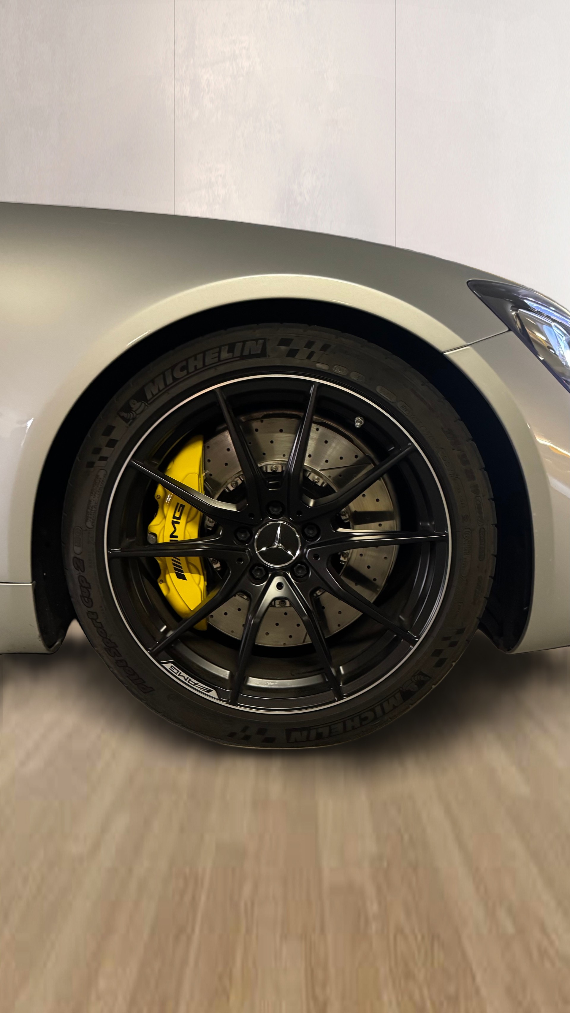 MERCEDES-BENZ AMG GT R Speedshift DCT-image-9