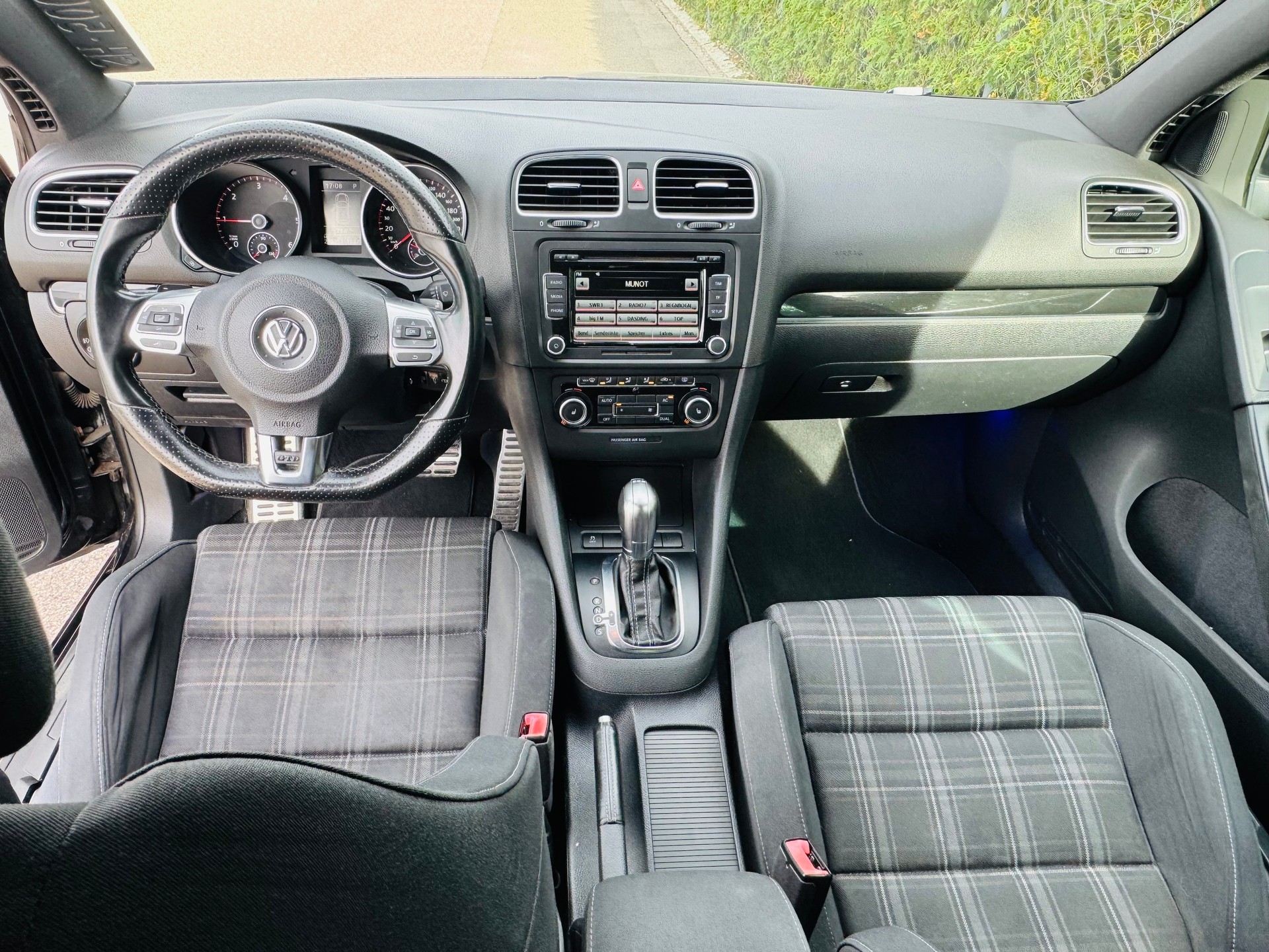 VW Golf 2.0 TDI GTD DSG-image-8