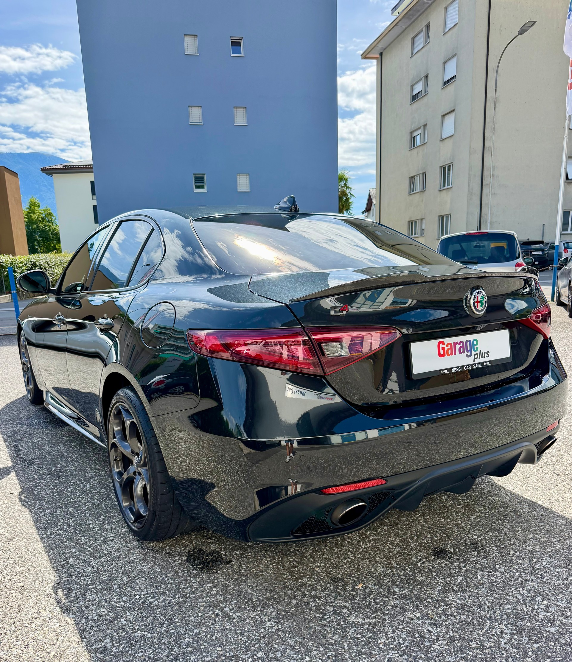 ALFA ROMEO Giulia 2.0 Veloce TI Q4 Automatic-image-5
