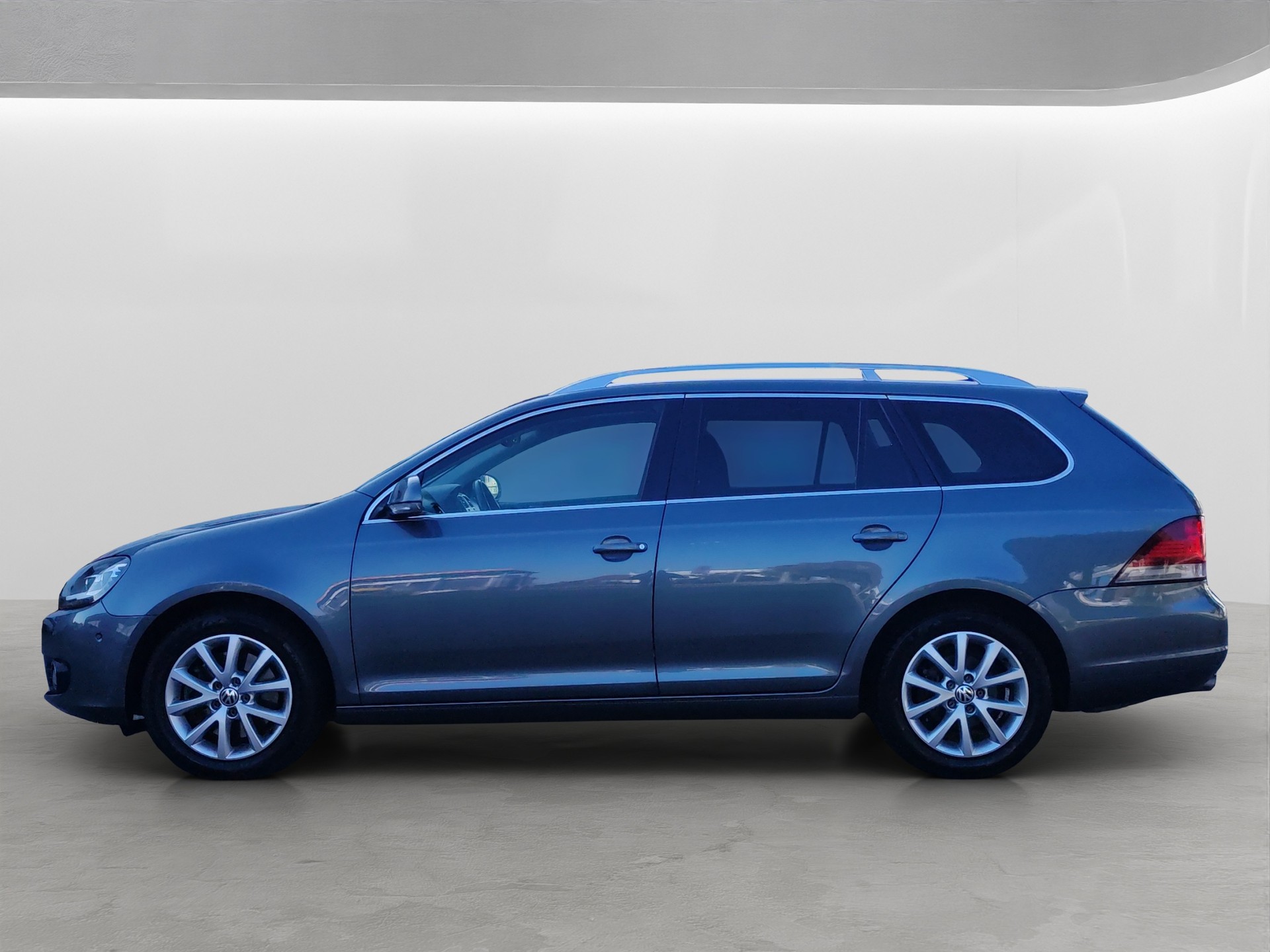 VW Golf Variant 2.0 TDI Highline DSG-showroom-element-2