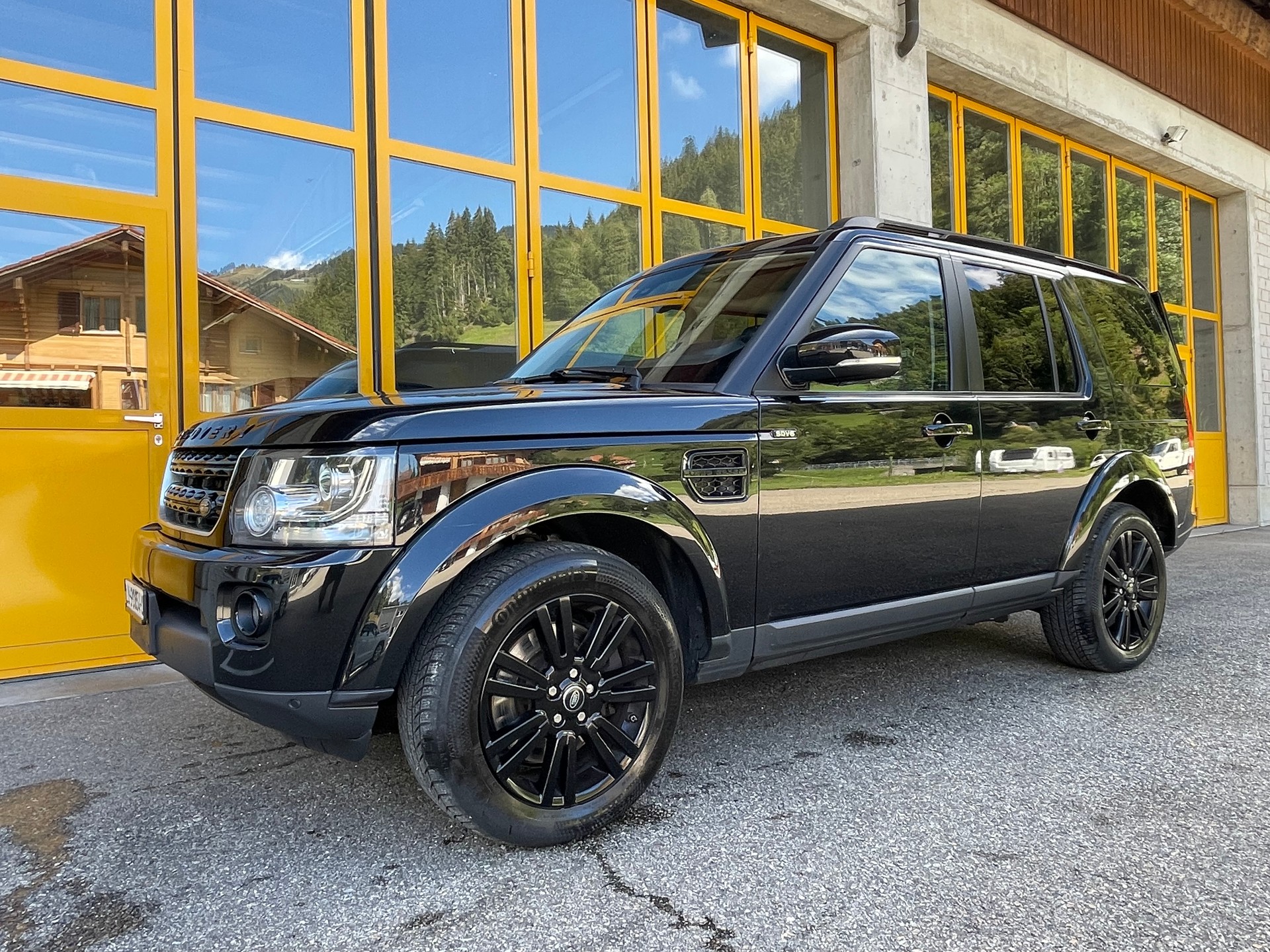 LAND ROVER Discovery 3.0 SDV6 HSE Luxury Automatic