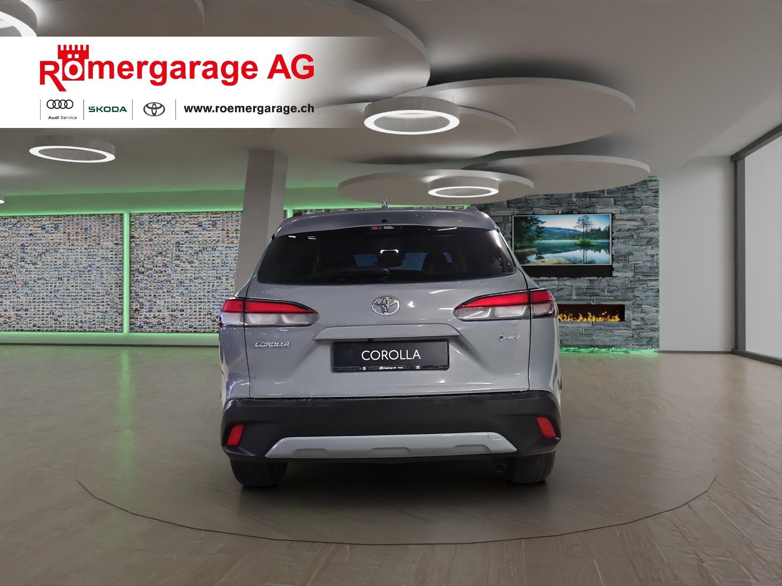 TOYOTA Corolla Cross 2.0 HSD Trend AWD-i-showroom-element-2