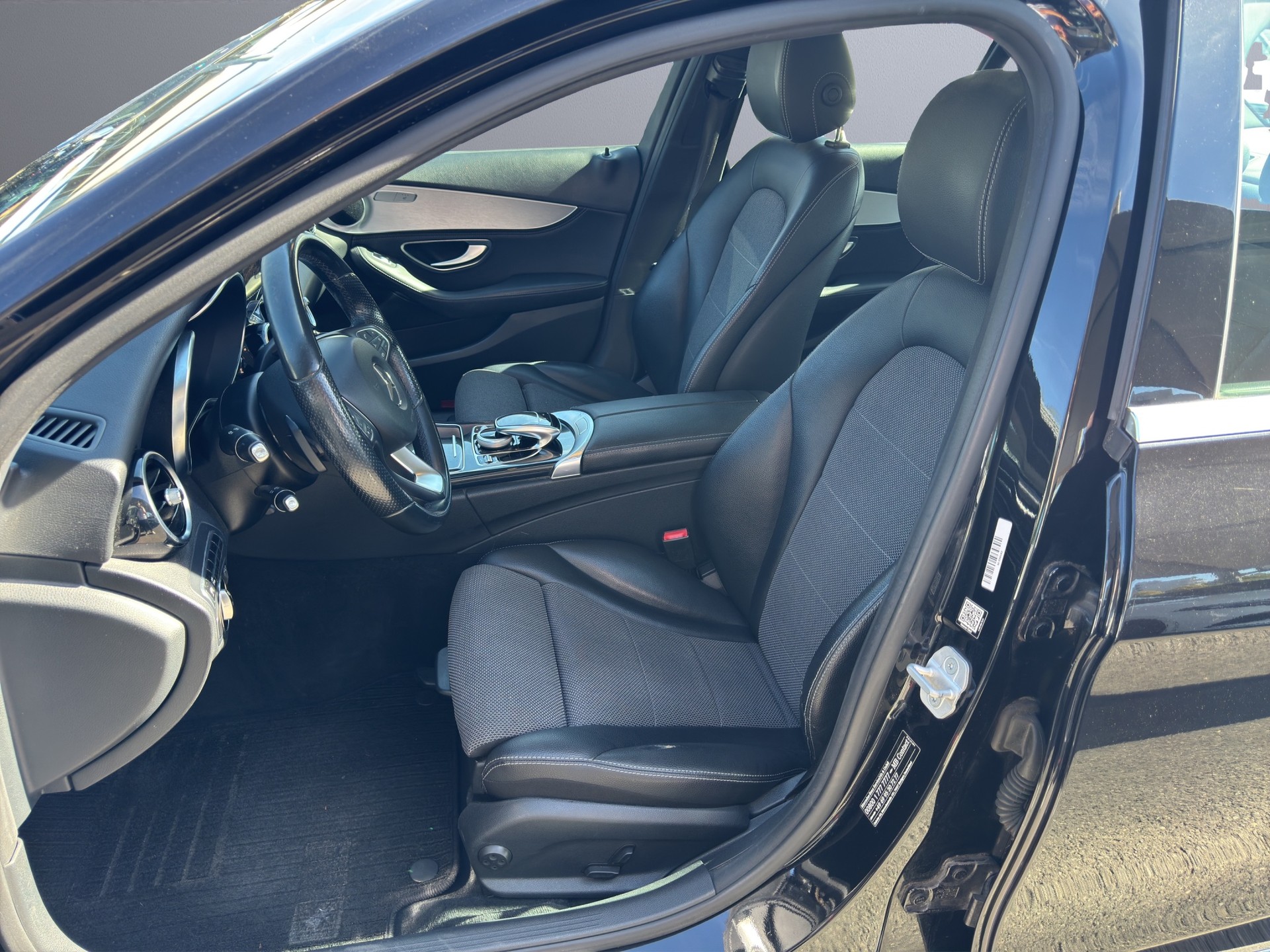 MERCEDES-BENZ C 180 Avantgarde 7G-Tronic-image-9