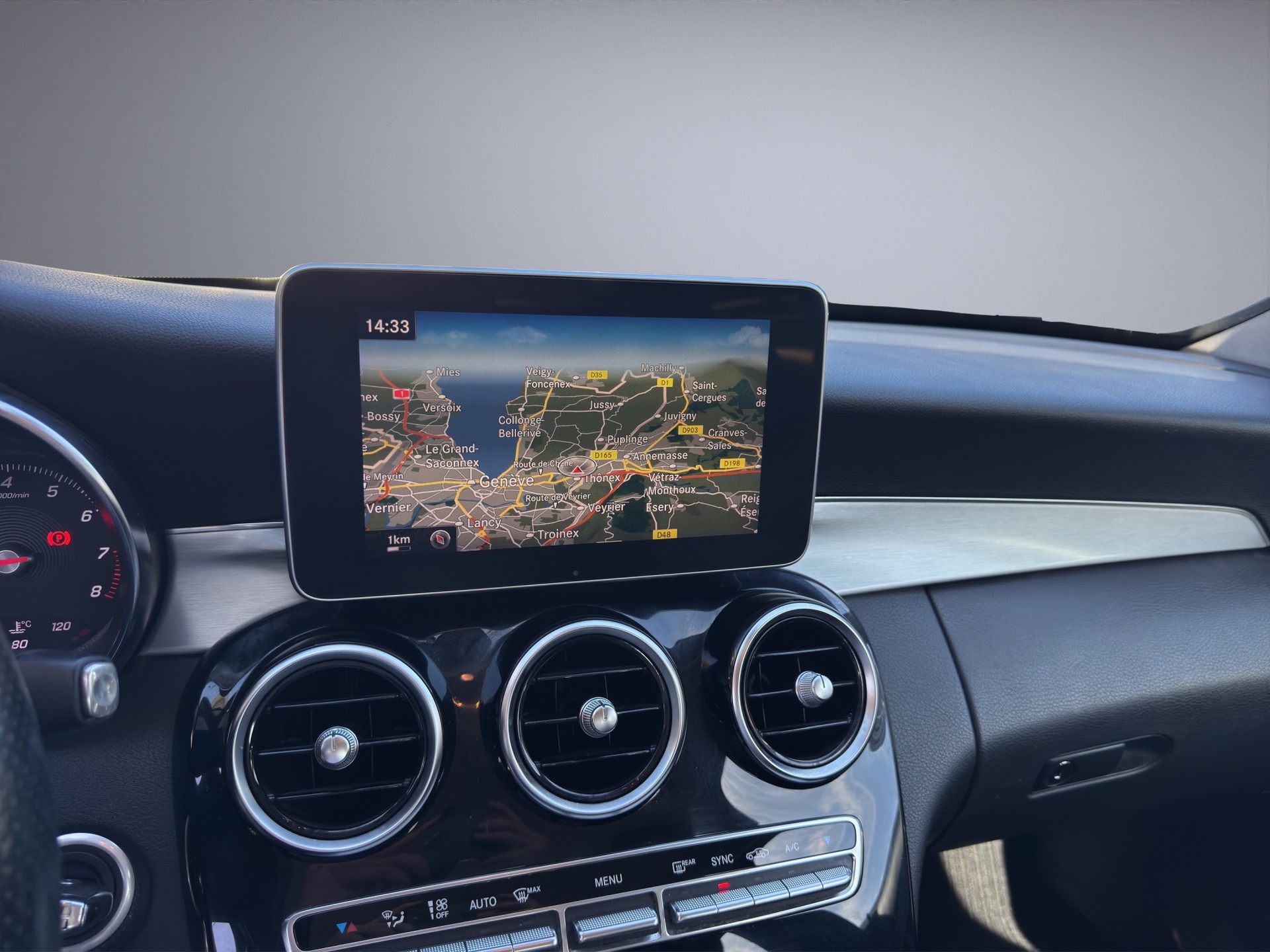 MERCEDES-BENZ C 180 Avantgarde 7G-Tronic-image-13