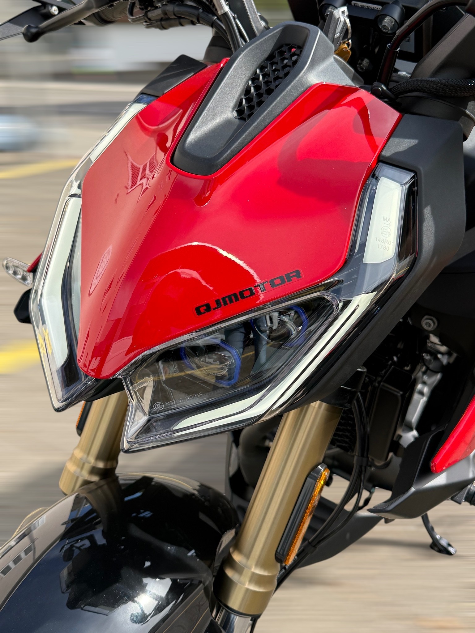 QJ SRK 125 S2-image-1