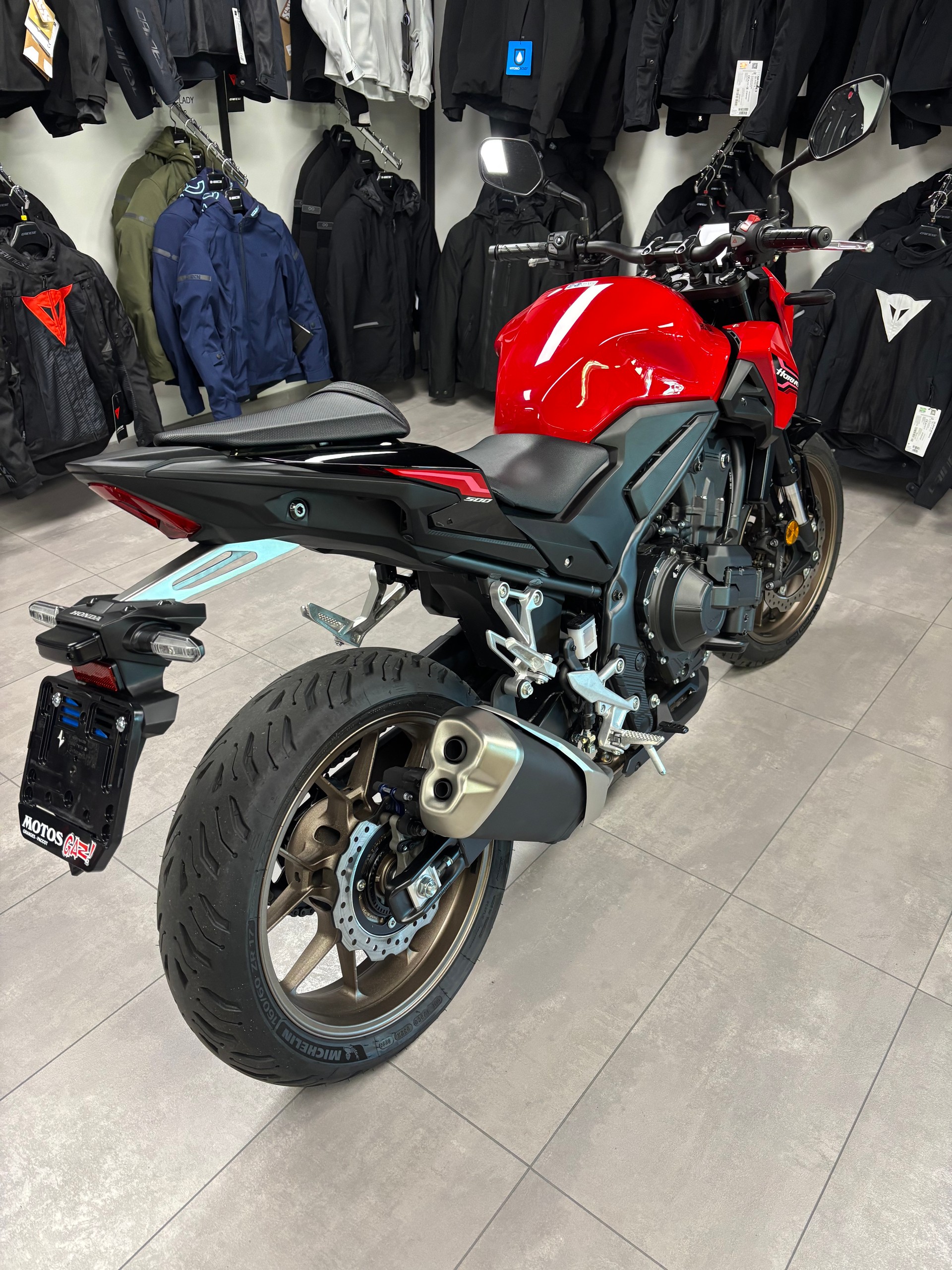 HONDA CB 500 Hornet E-Clutch-image-4
