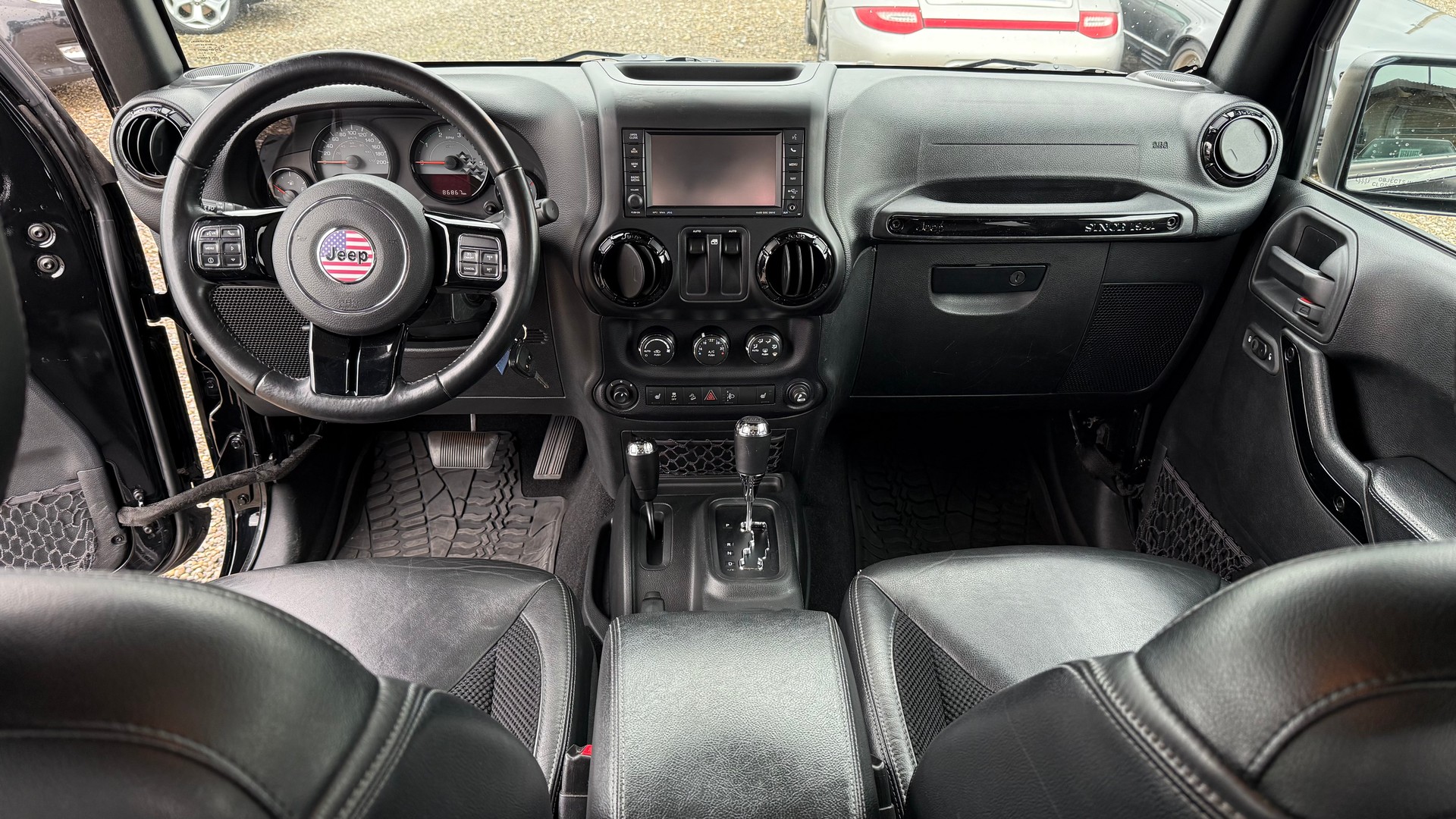 JEEP Wrangler 2.8 CRD Sahara Automatic hardtop-showroom-element-3