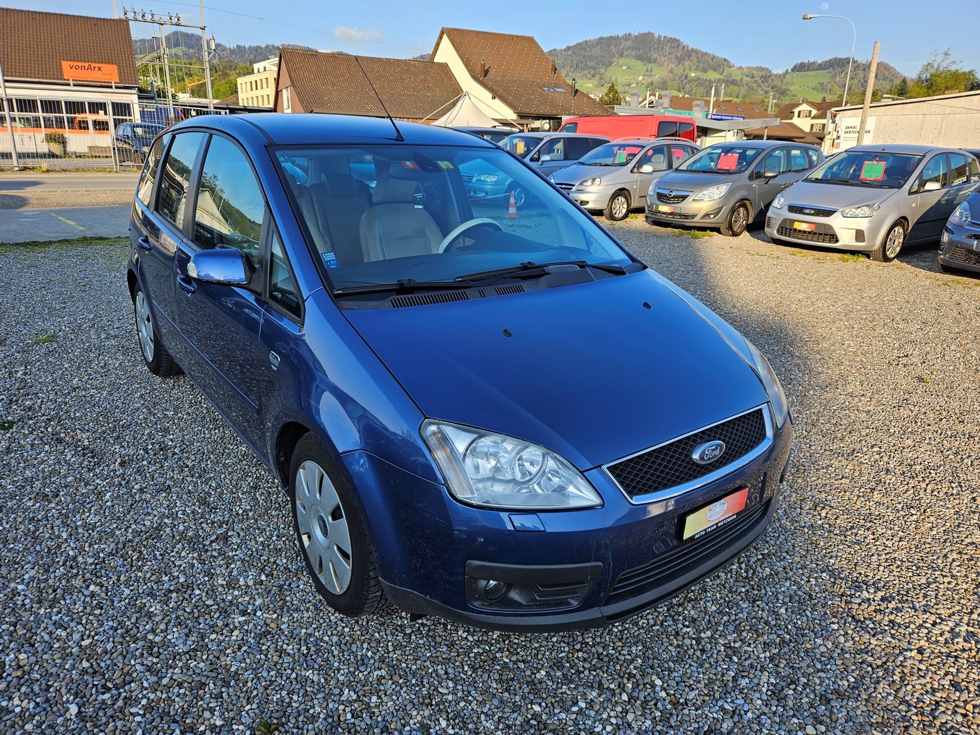 FORD Focus C-Max 2.0 Ghia-image-2